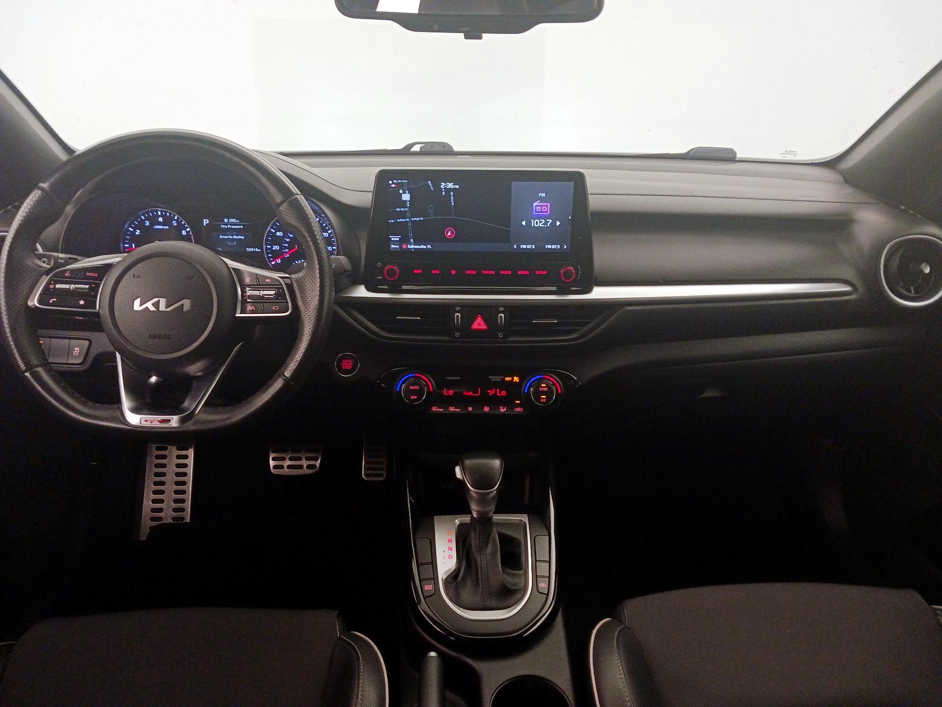 Thumbnail: 2022 Kia Forte - 9