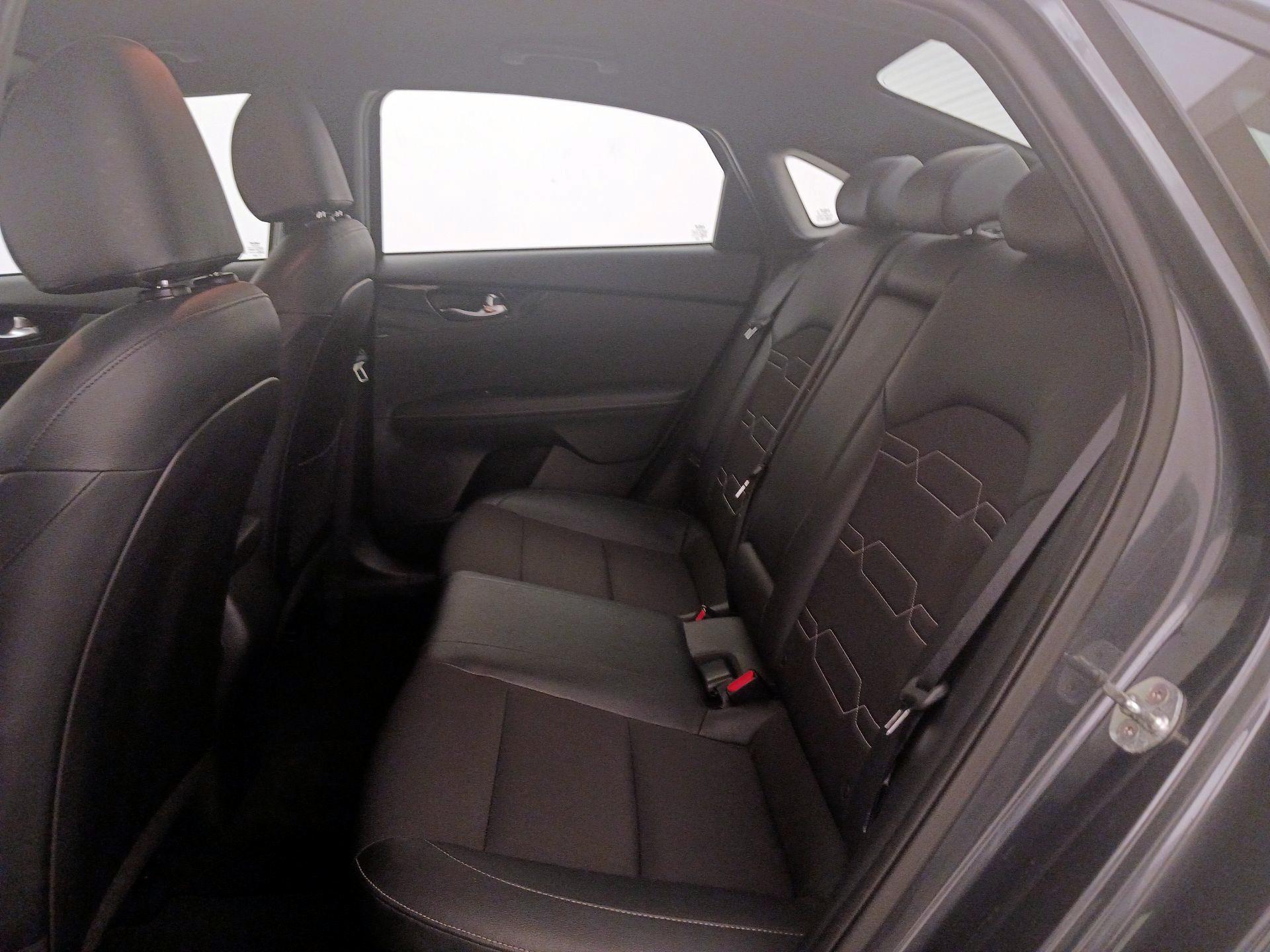 Thumbnail: 2022 Kia Forte - 20