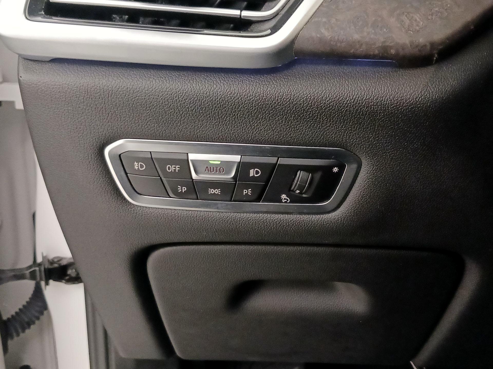 Thumbnail: 2020 BMW X5 - 13