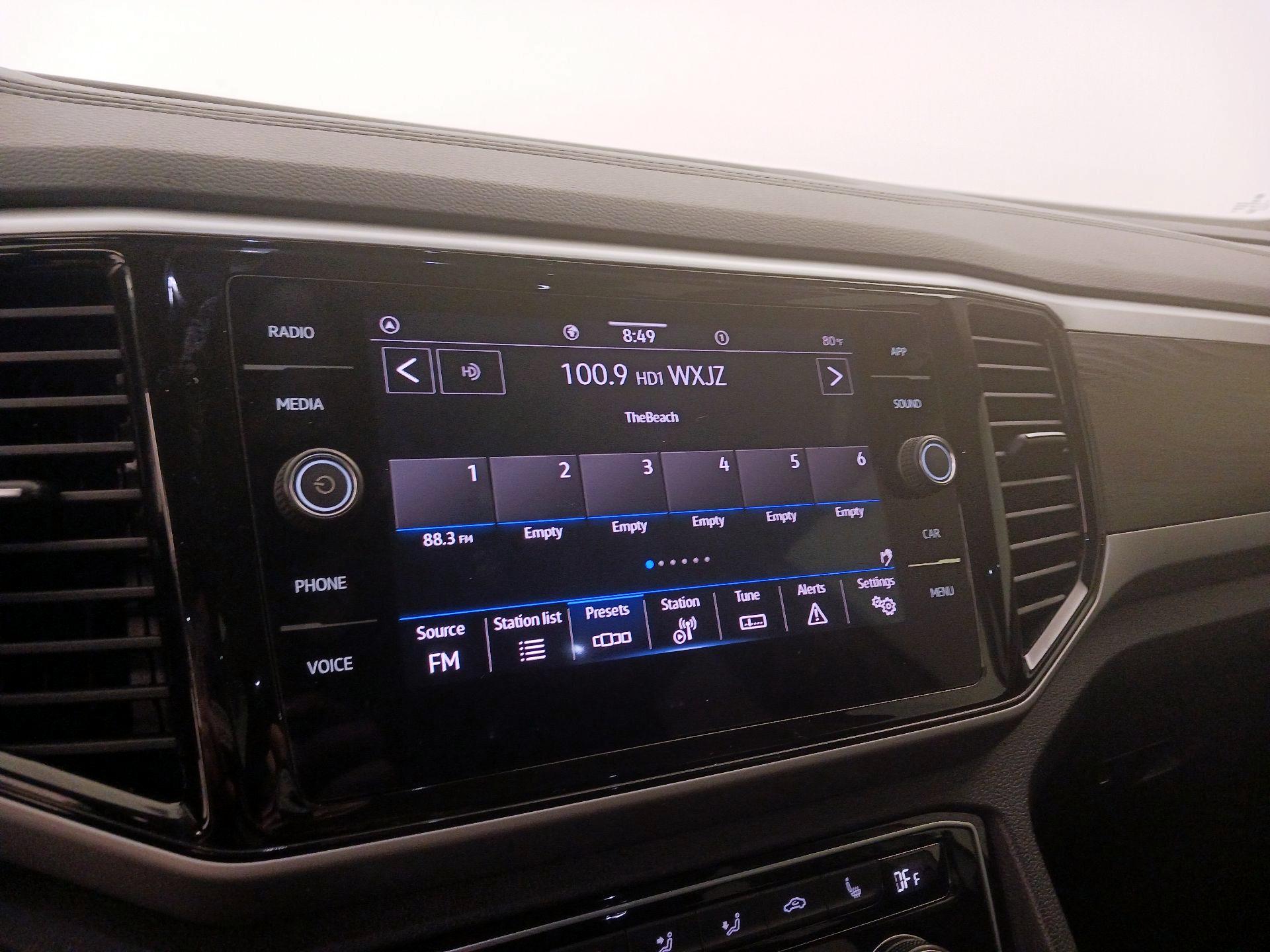 Thumbnail: 2023 Volkswagen Atlas - 15