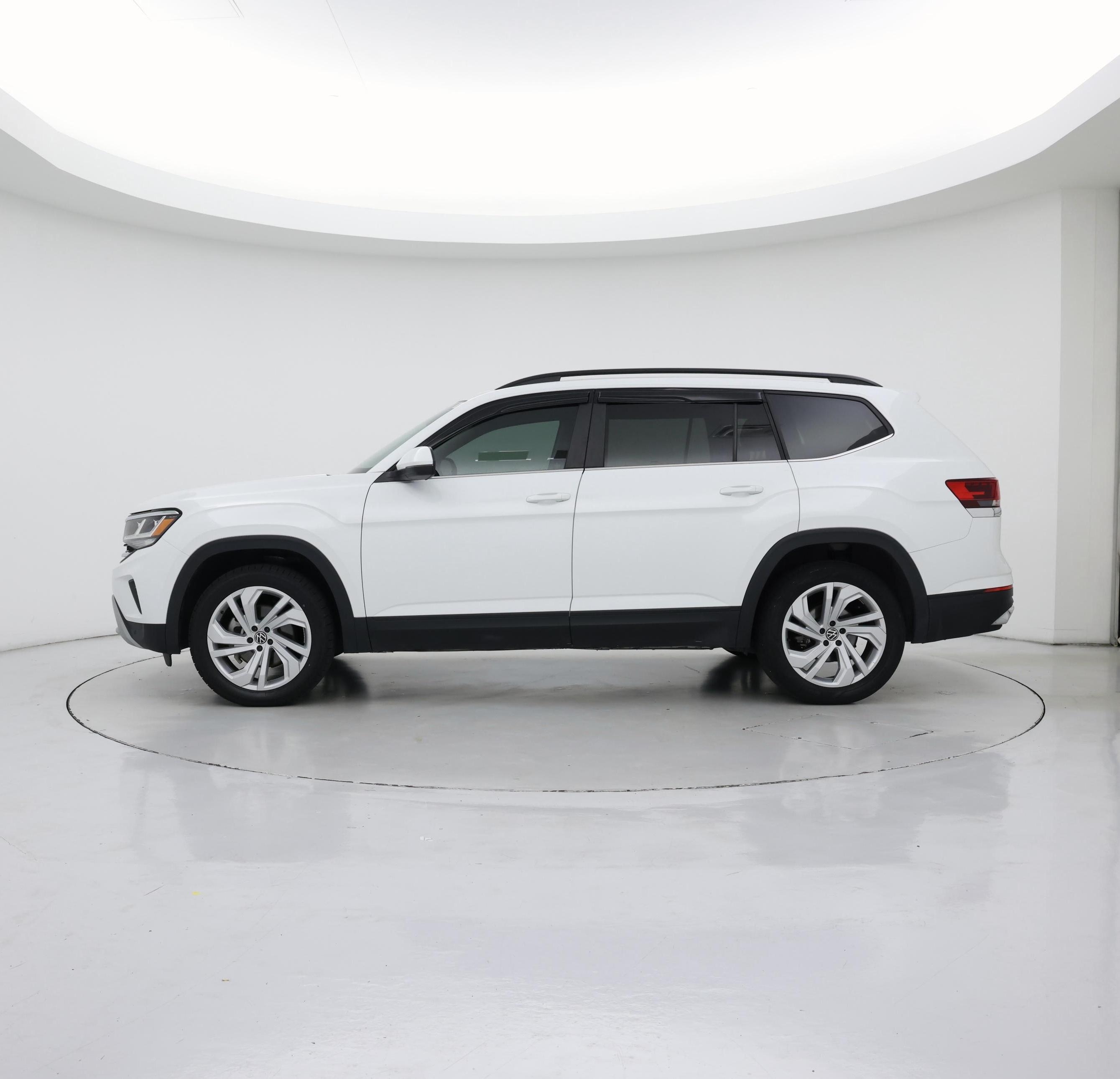 Thumbnail: 2023 Volkswagen Atlas - 3