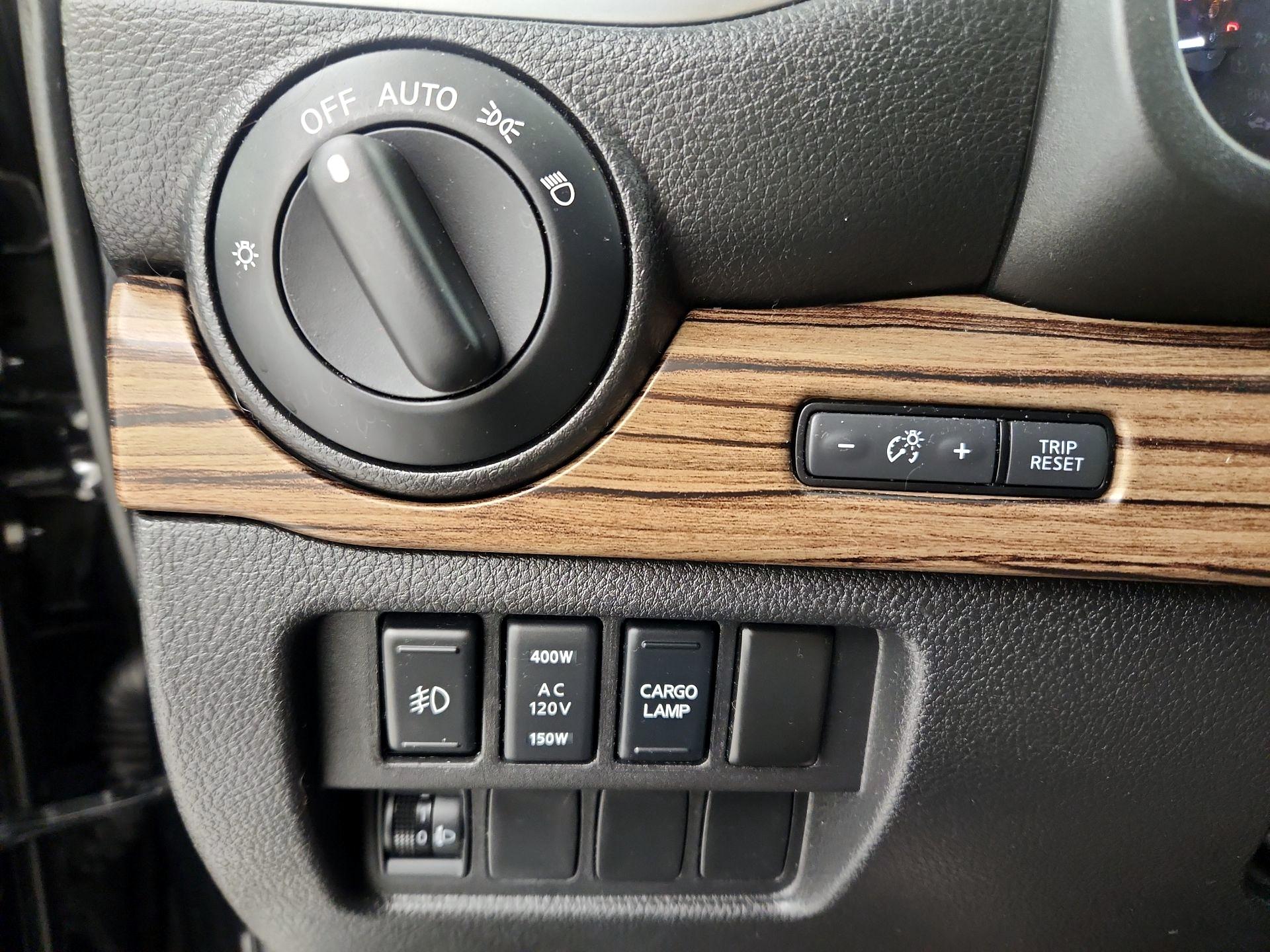 Thumbnail: 2019 Nissan Titan - 13