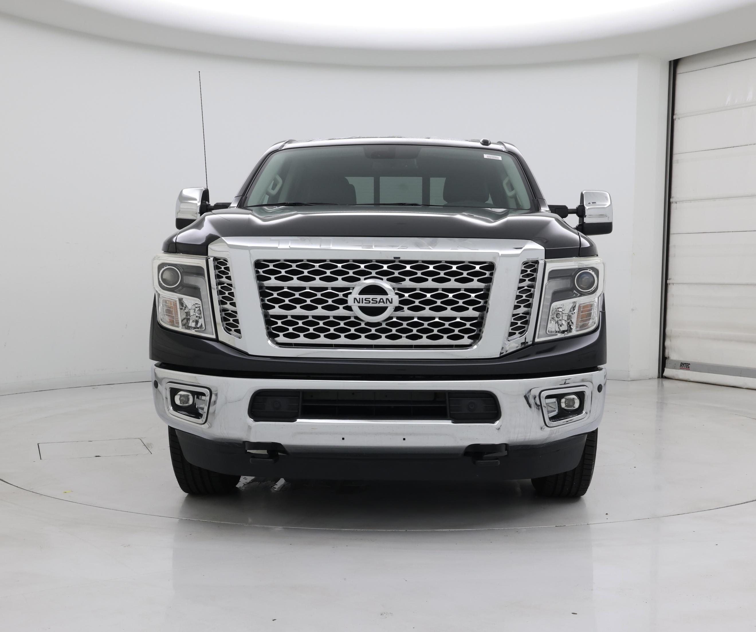 Thumbnail: 2019 Nissan Titan - 5