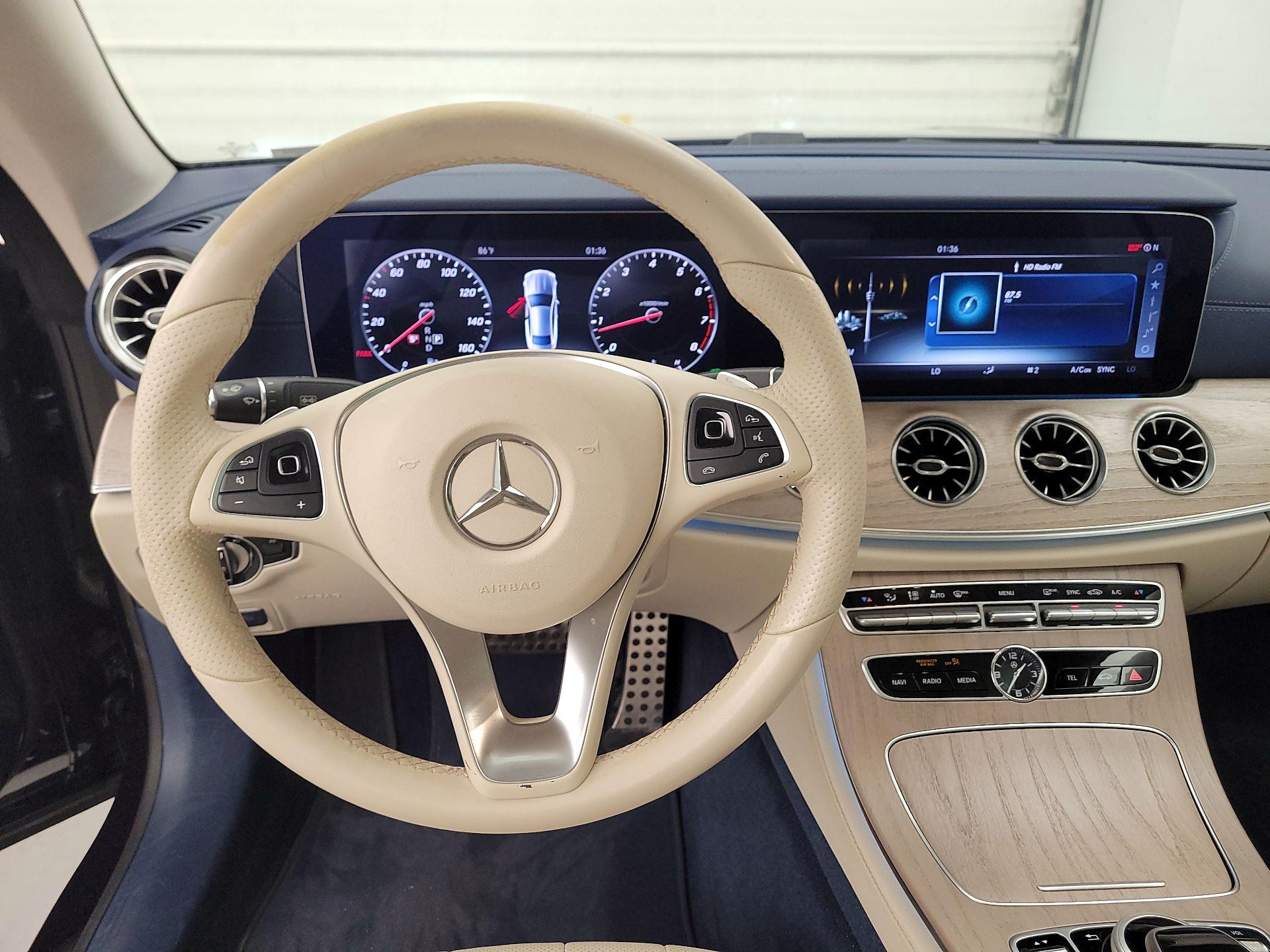 Thumbnail: 2018 Mercedes-Benz E-Class - 10