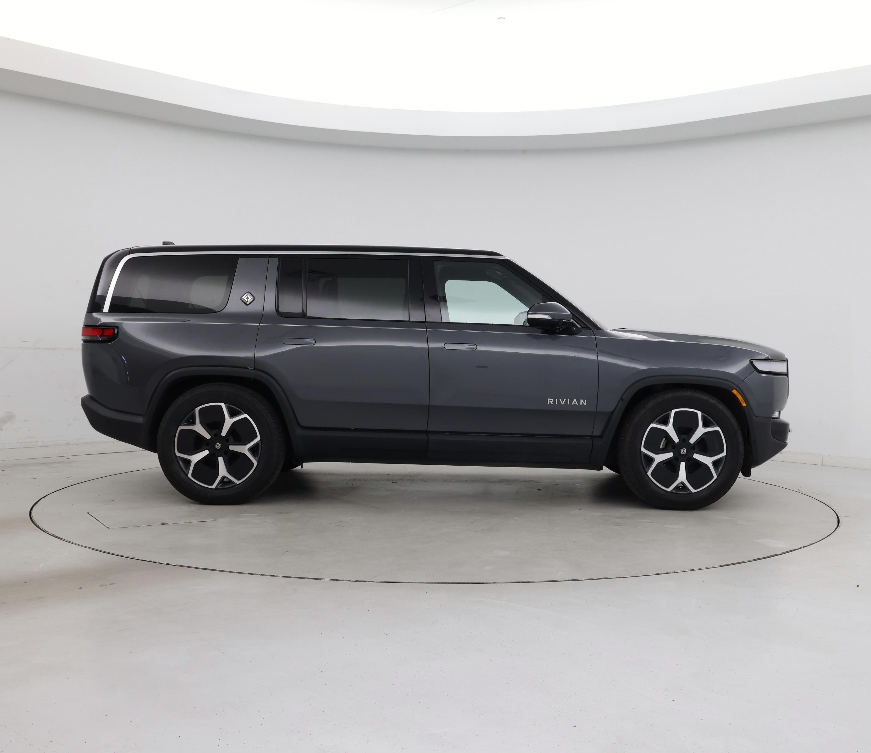 Thumbnail: 2024 Rivian R1S - 7