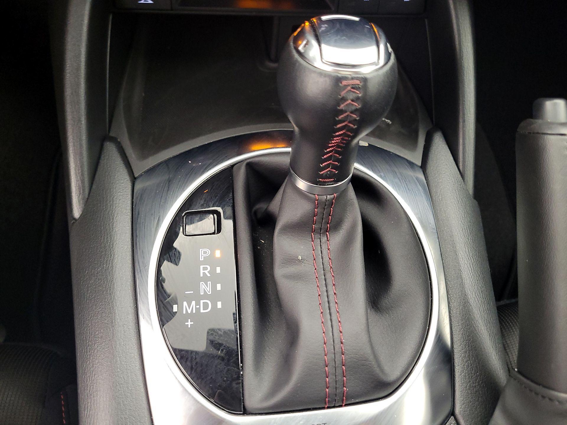 Thumbnail: 2019 Mazda MX-5 Miata - 17