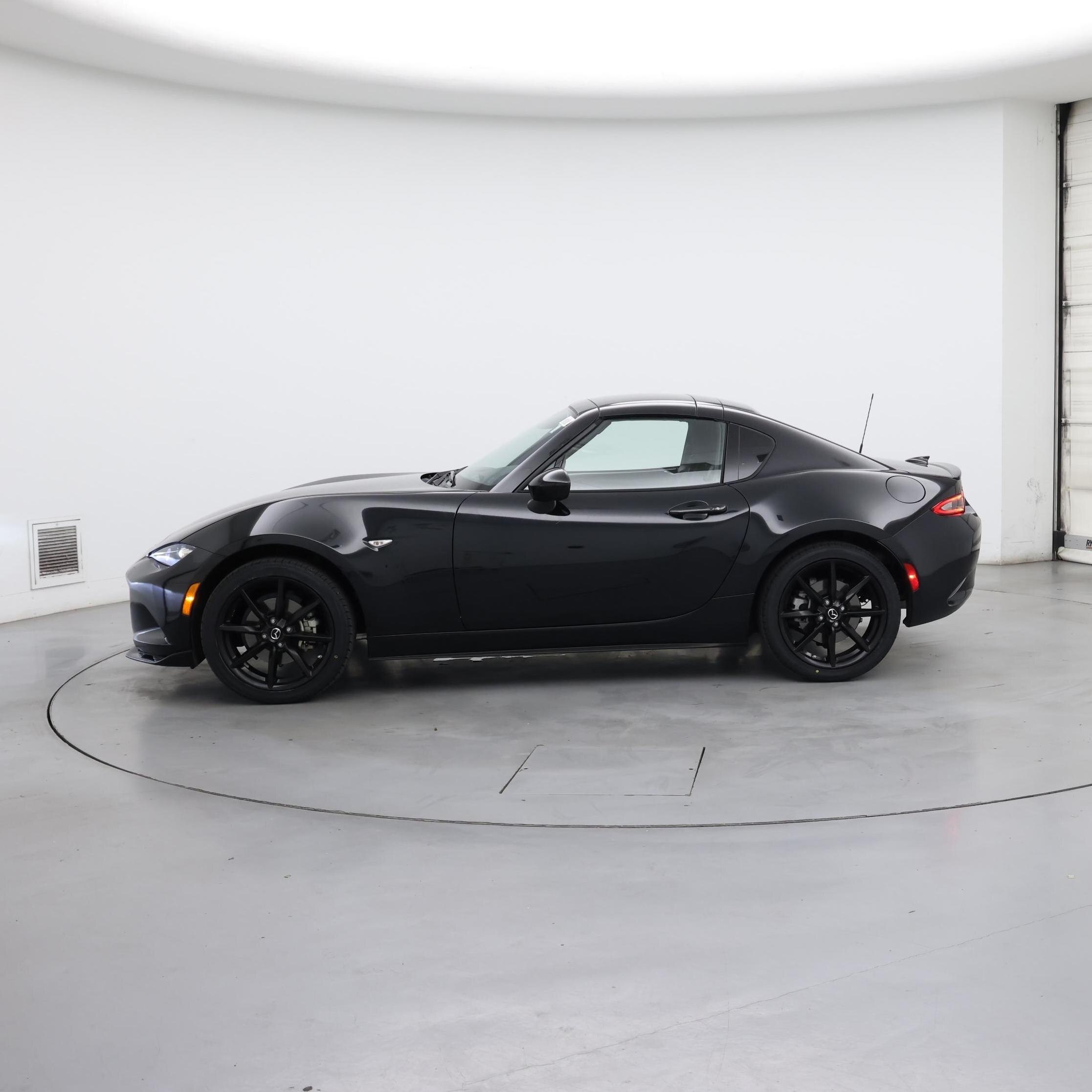 Thumbnail: 2019 Mazda MX-5 Miata - 3