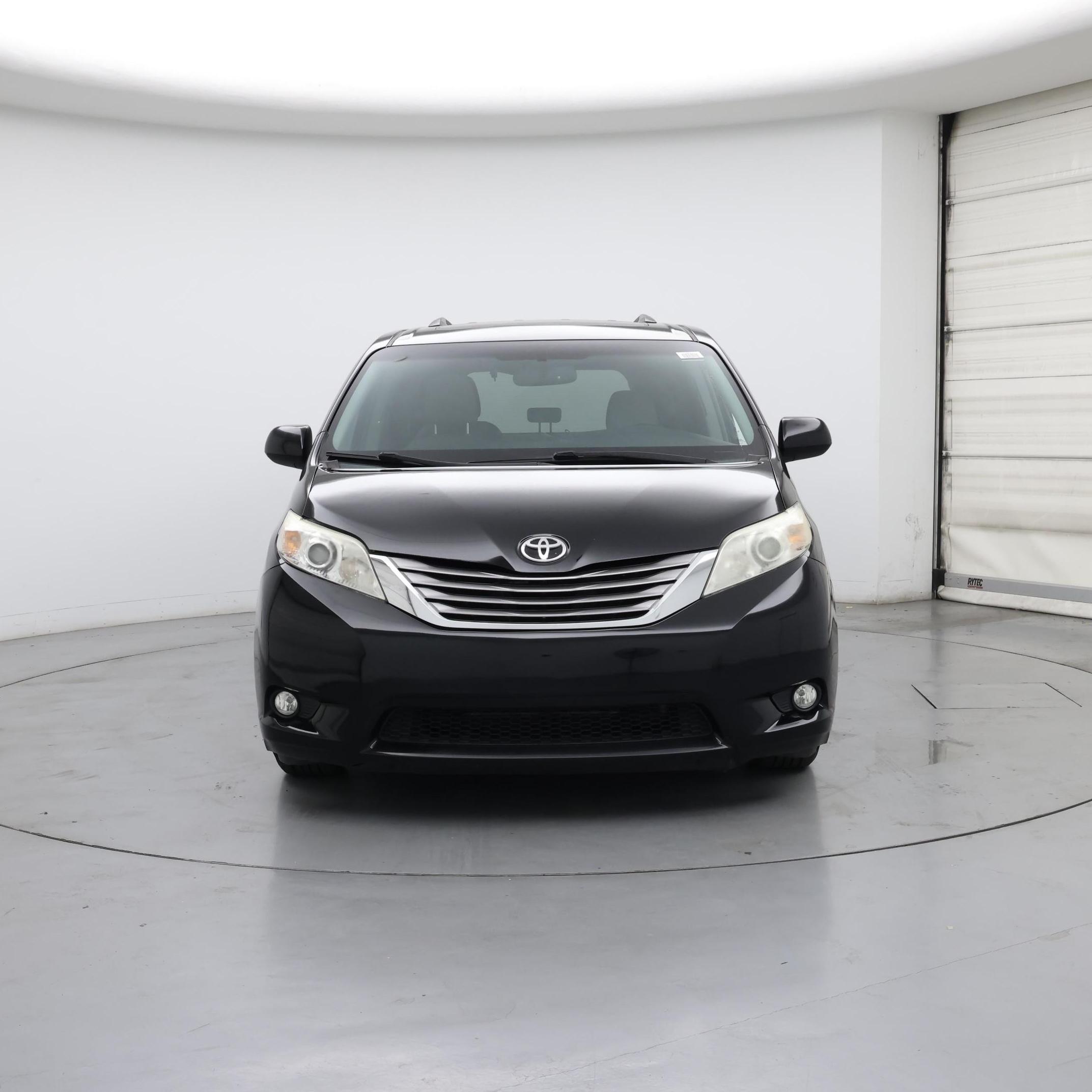Thumbnail: 2015 Toyota Sienna - 5