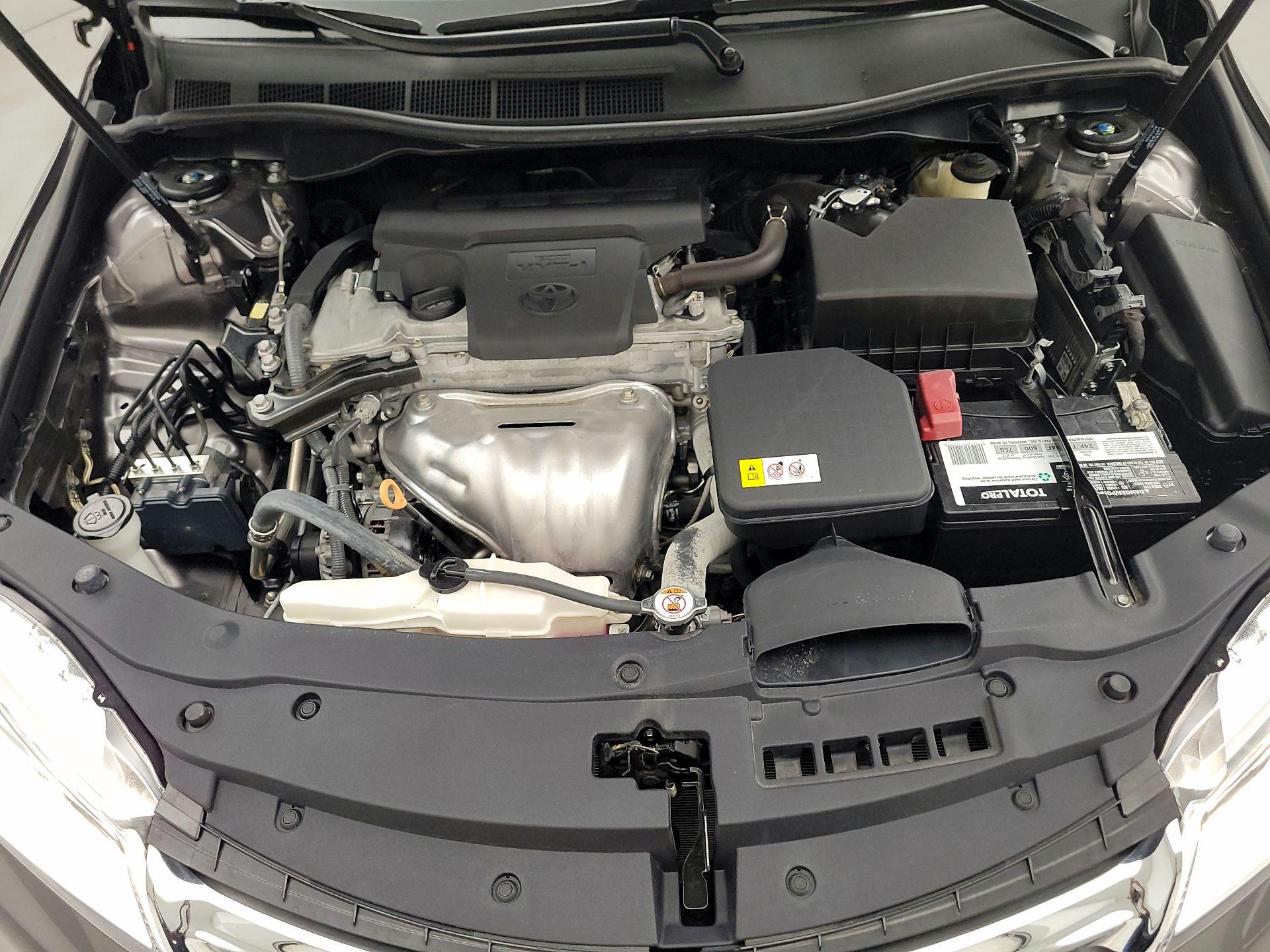 Thumbnail: 2017 Toyota Camry - 20