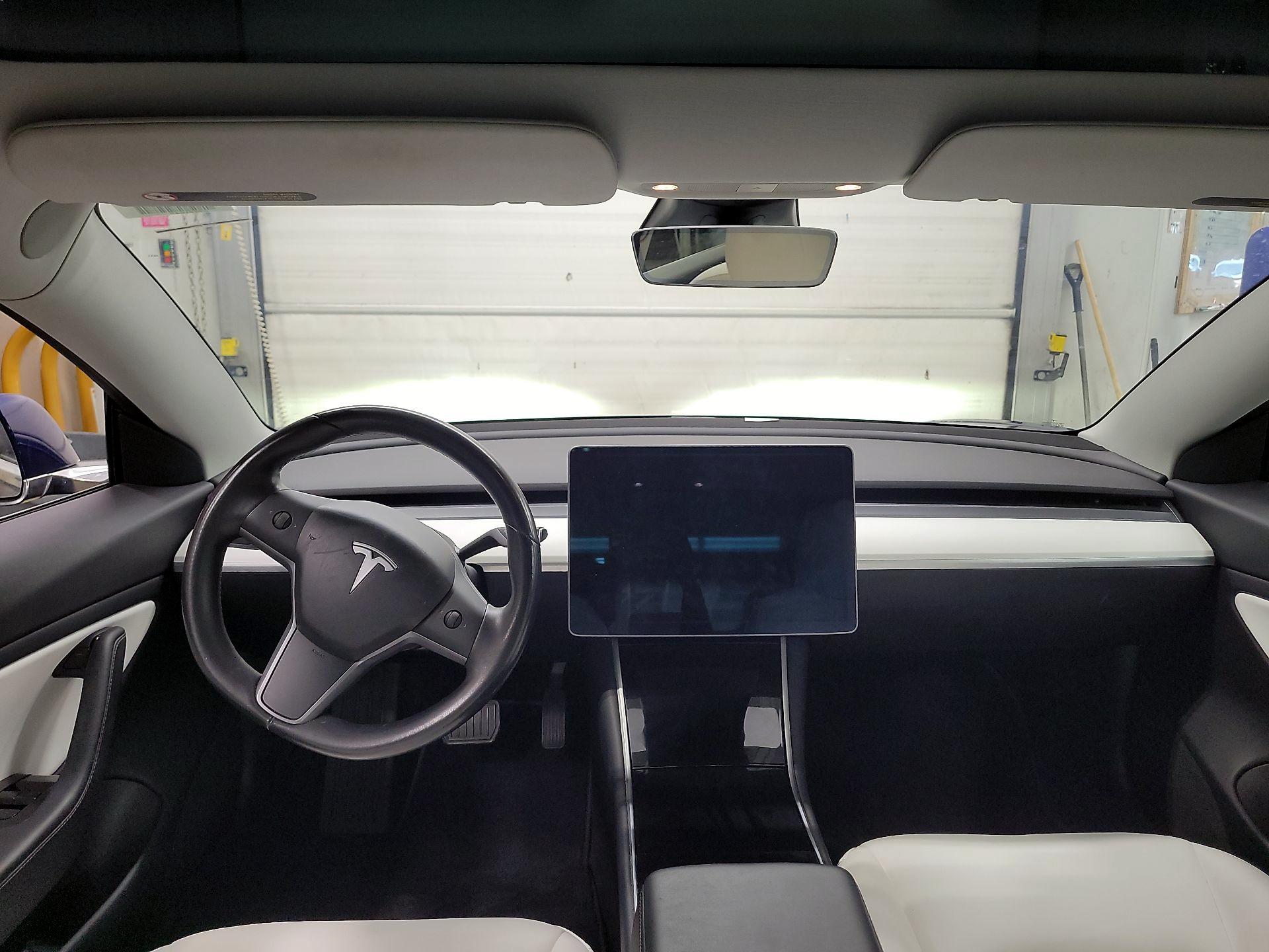 Thumbnail: 2019 Tesla Model 3 - 9