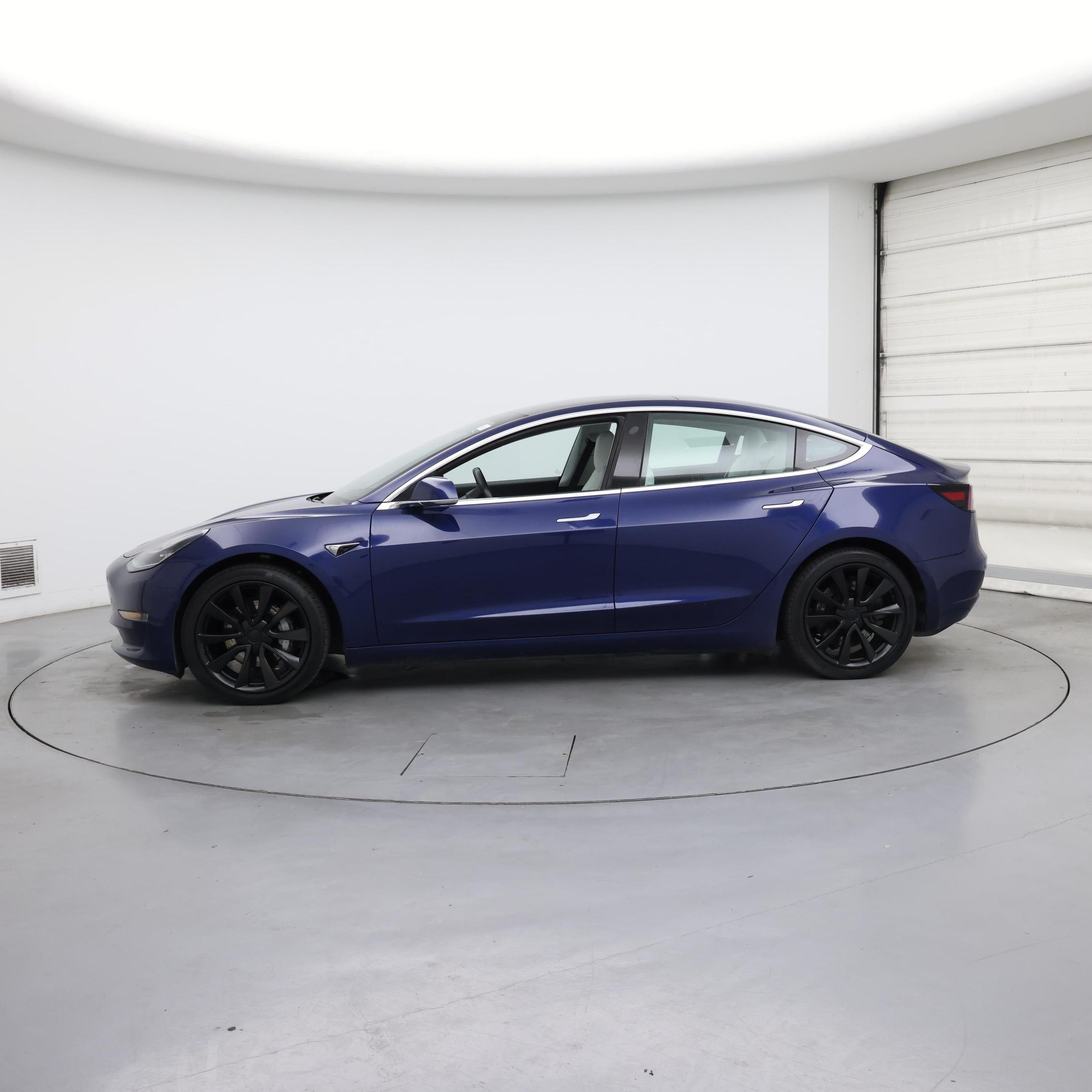 Thumbnail: 2019 Tesla Model 3 - 3