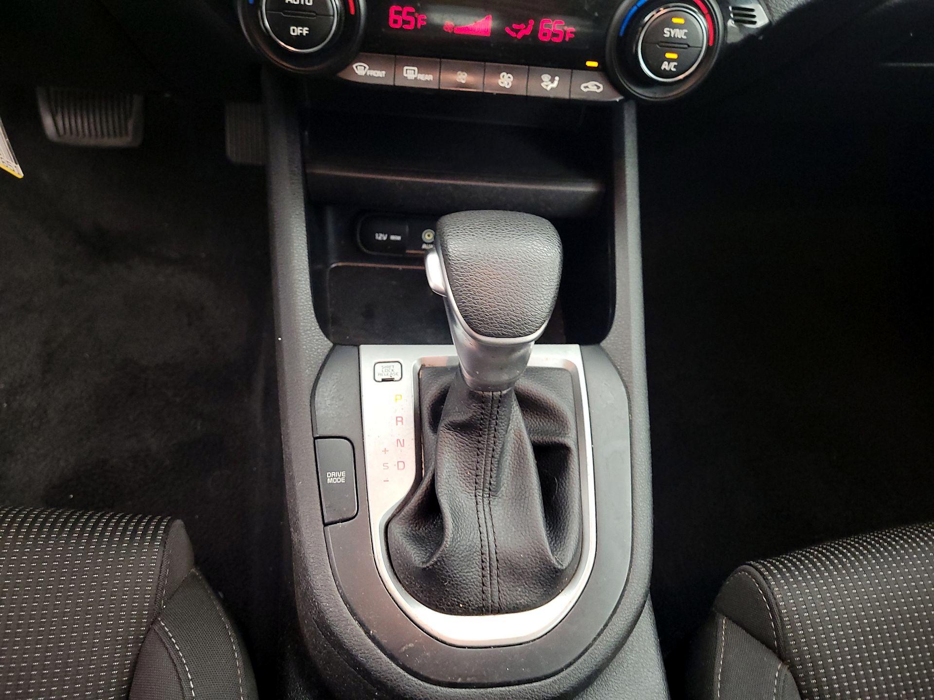Thumbnail: 2019 Kia Forte - 15