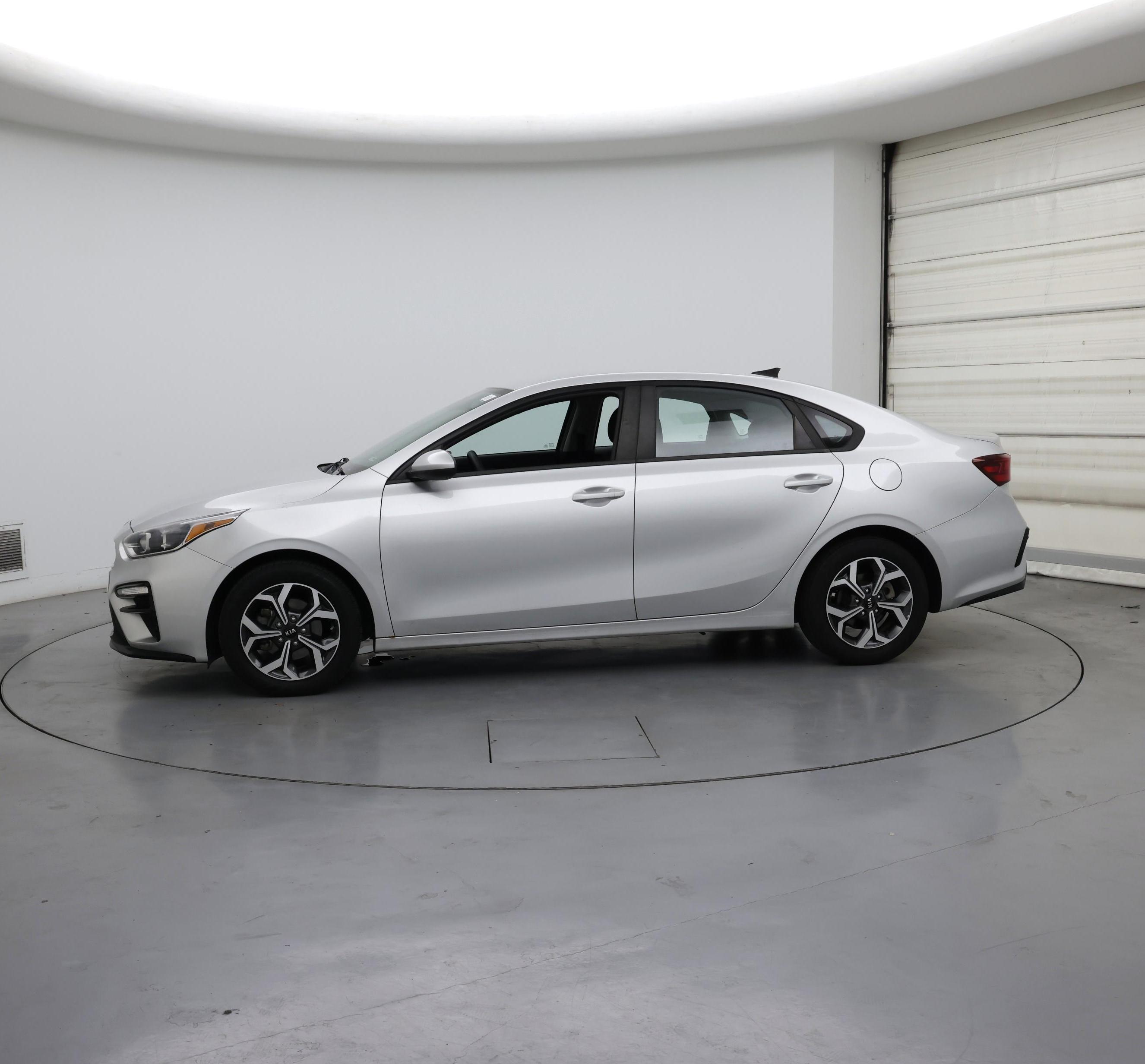 Thumbnail: 2019 Kia Forte - 3
