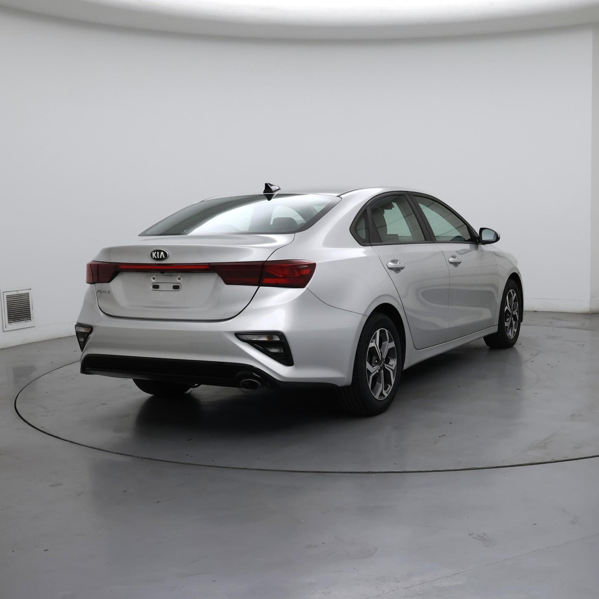 Thumbnail: 2019 Kia Forte - 8