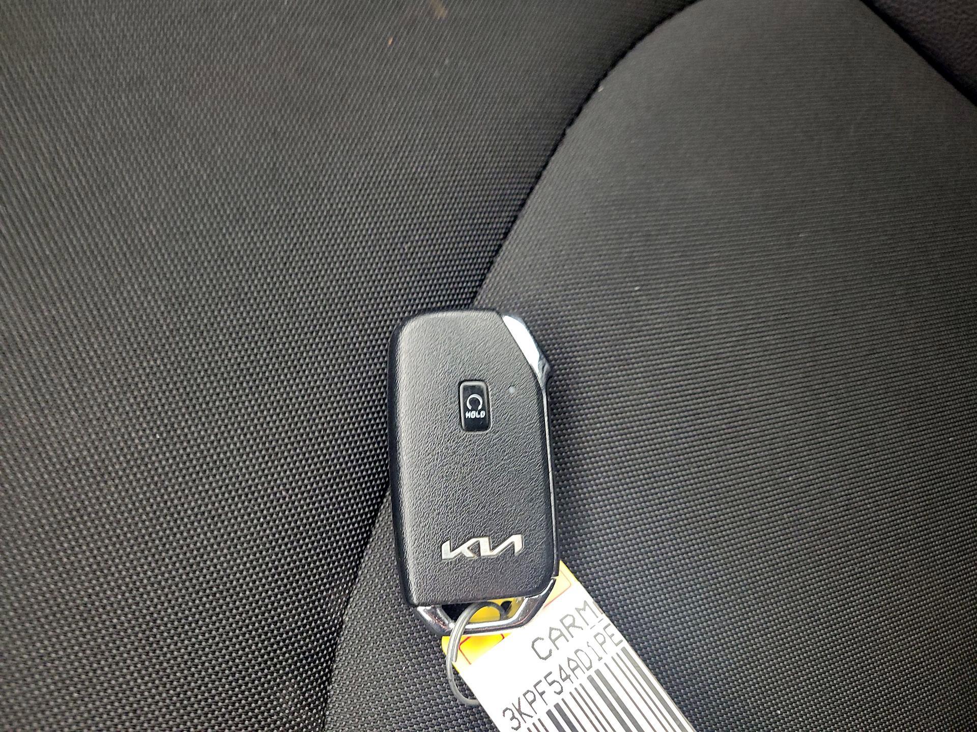 Thumbnail: 2023 Kia Forte - 19