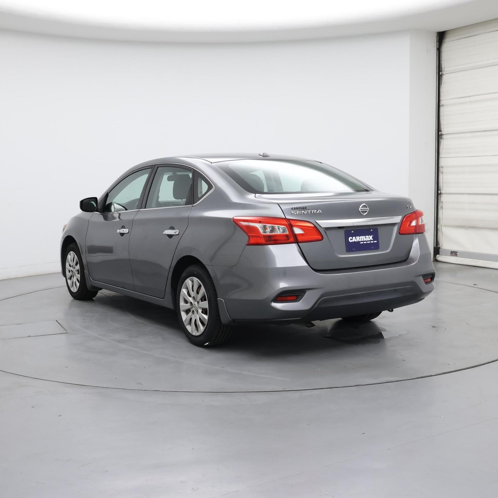 Thumbnail: 2017 Nissan Sentra - 2
