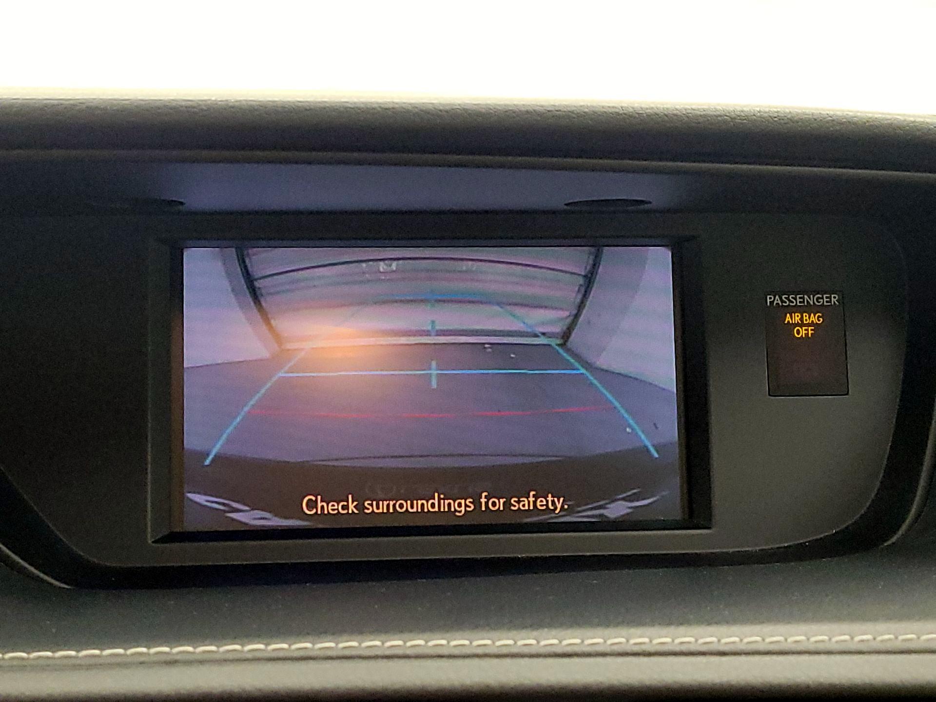 Thumbnail: 2014 Lexus ES - 14