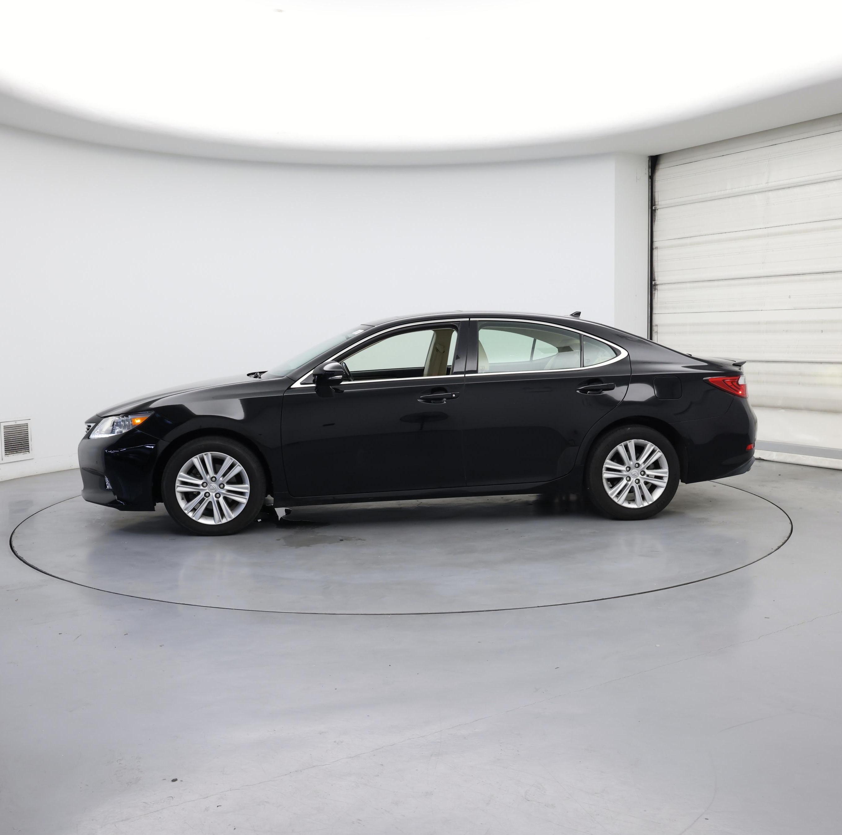 Thumbnail: 2014 Lexus ES - 3