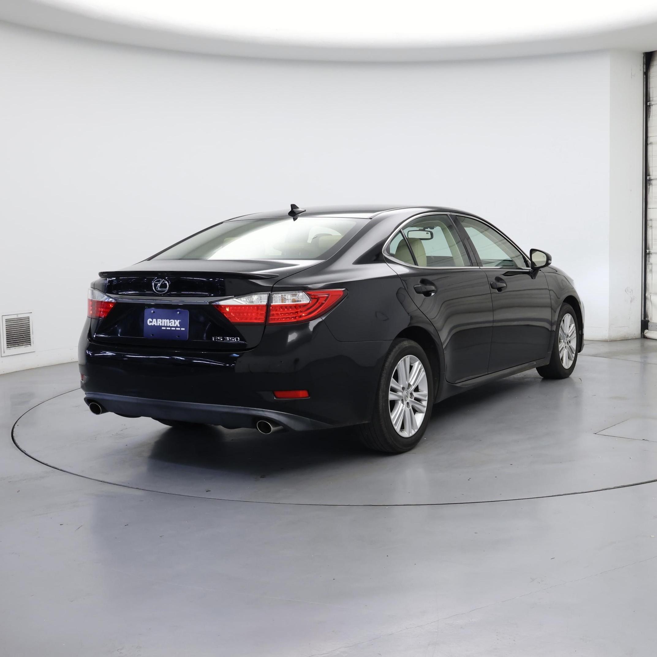 Thumbnail: 2014 Lexus ES - 8