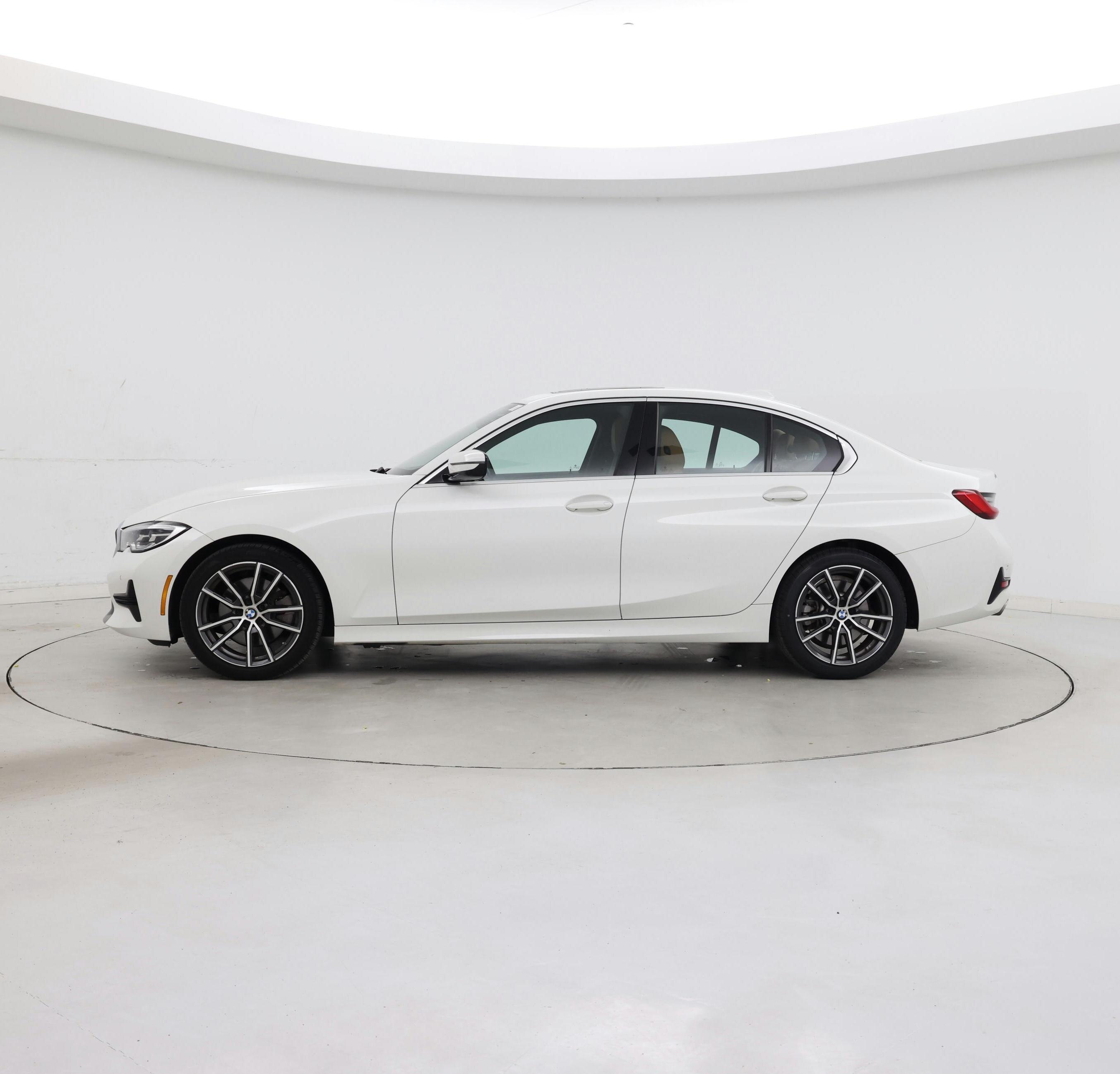 Thumbnail: 2020 BMW 3 Series - 3