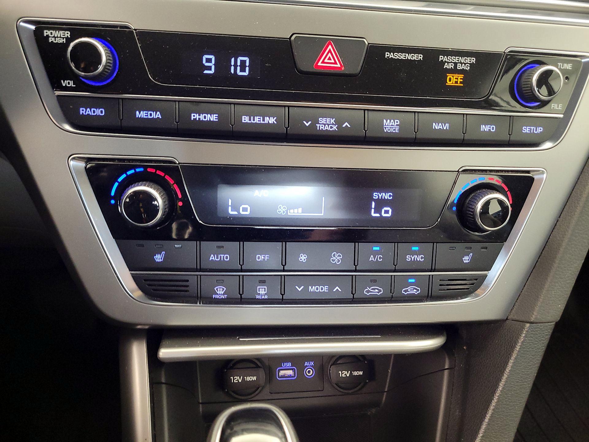 Thumbnail: 2016 Hyundai Sonata - 16