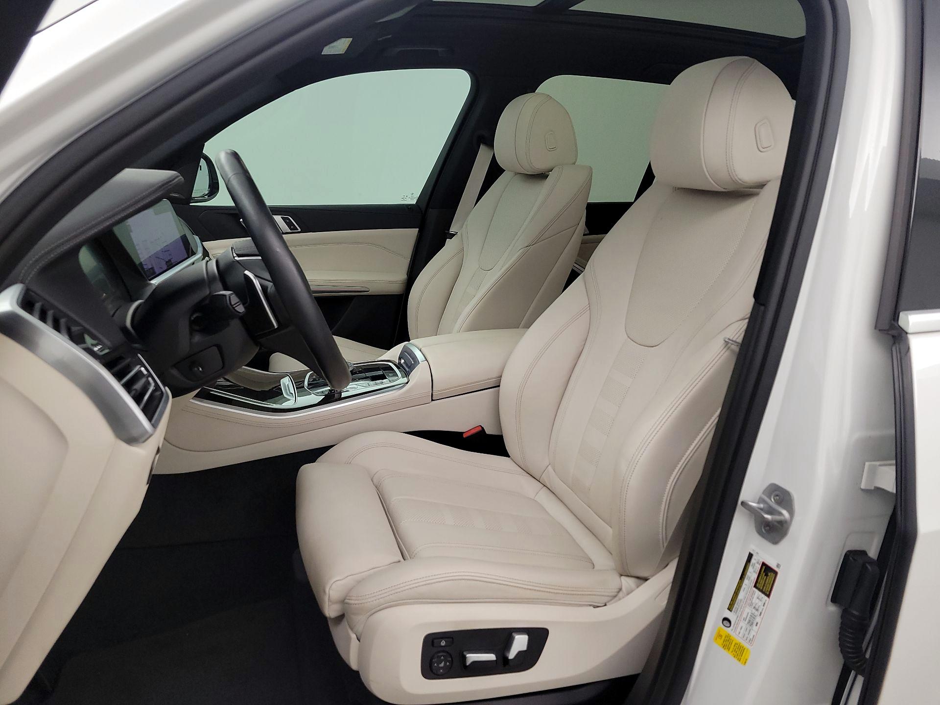 Thumbnail: 2020 BMW X5 - 11