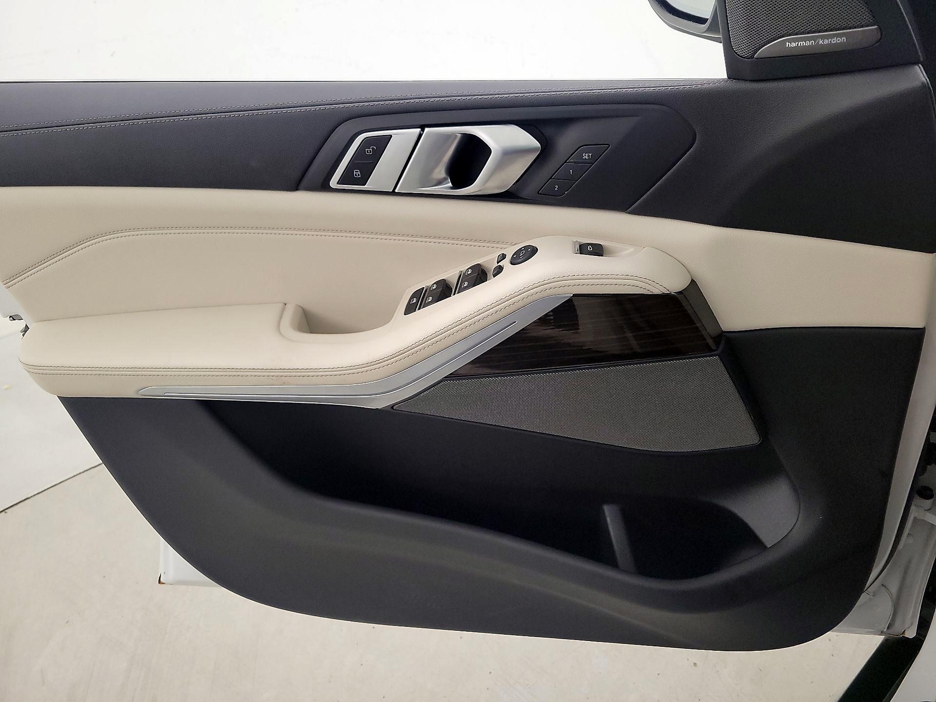 Thumbnail: 2020 BMW X5 - 12