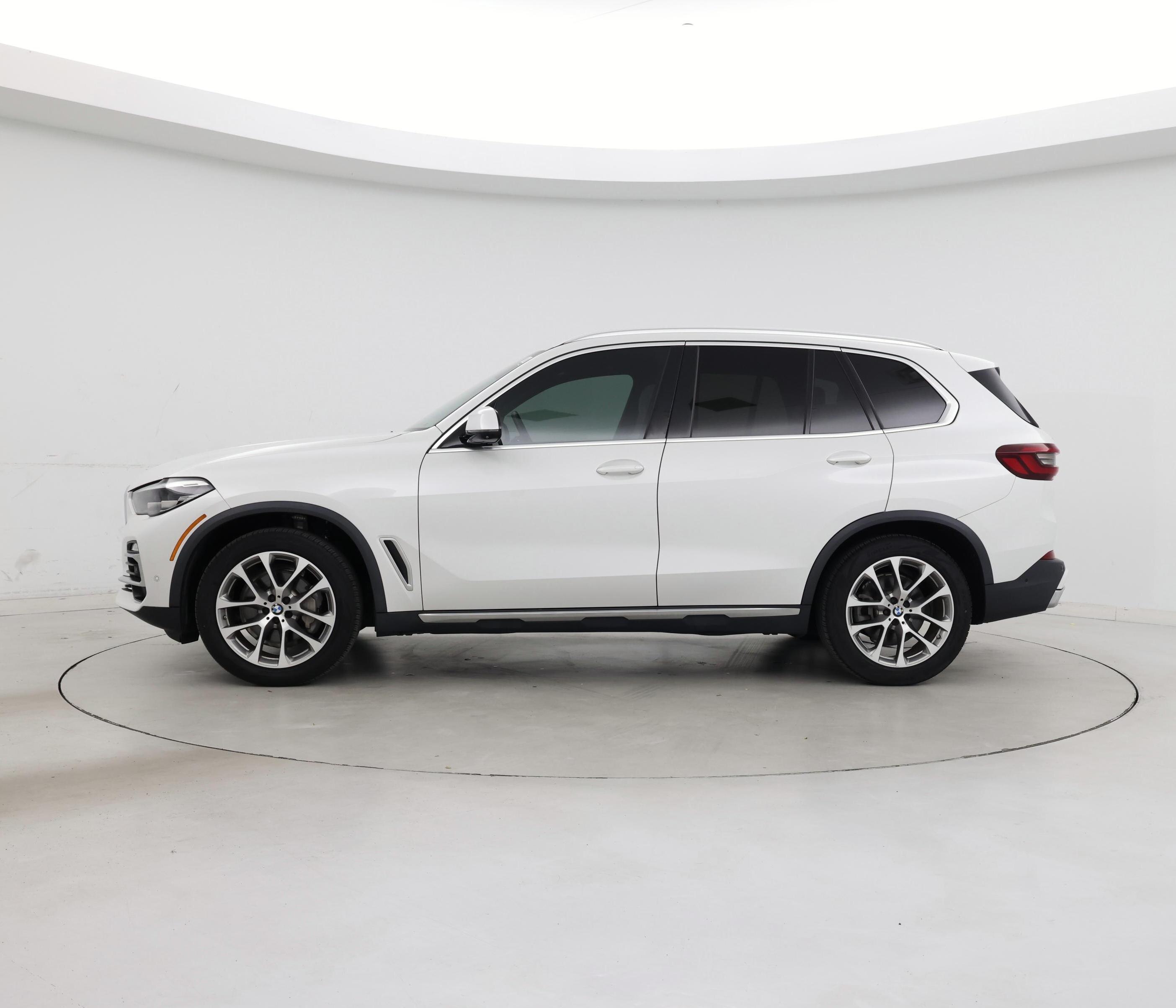 Thumbnail: 2020 BMW X5 - 3