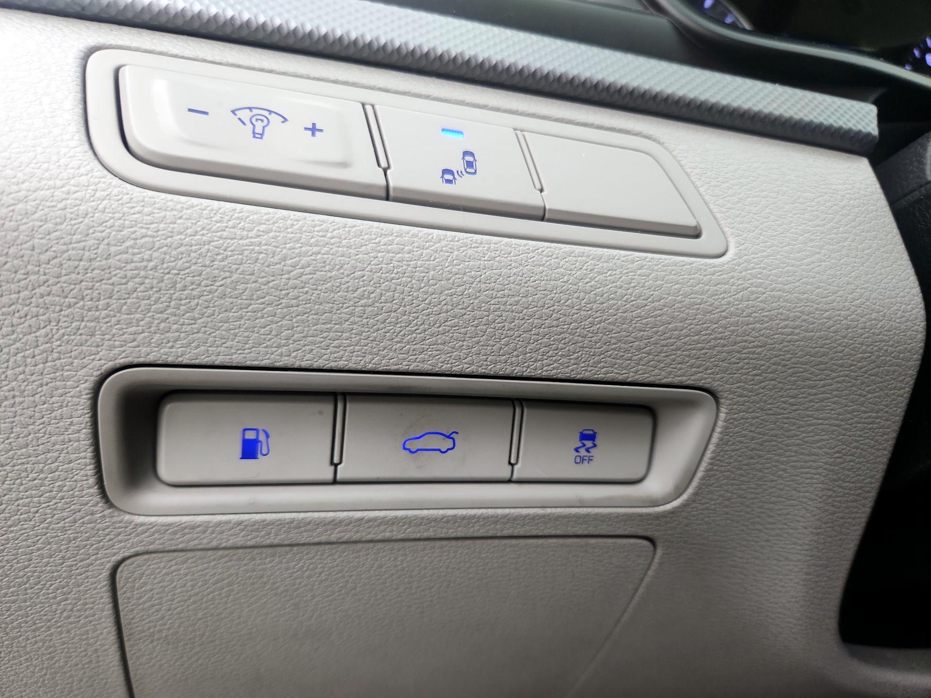 Thumbnail: 2019 Hyundai Sonata - 13