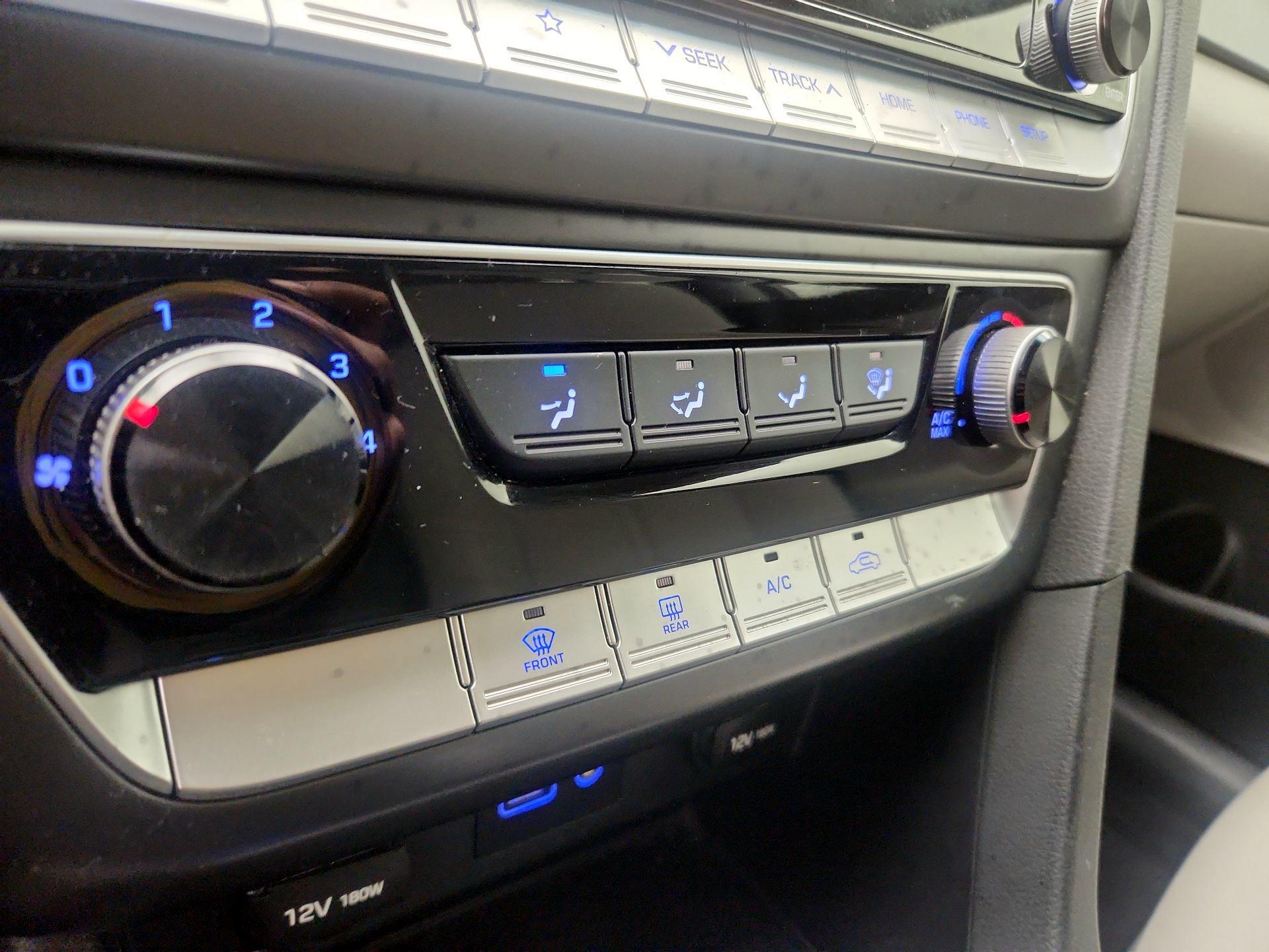 Thumbnail: 2019 Hyundai Sonata - 16