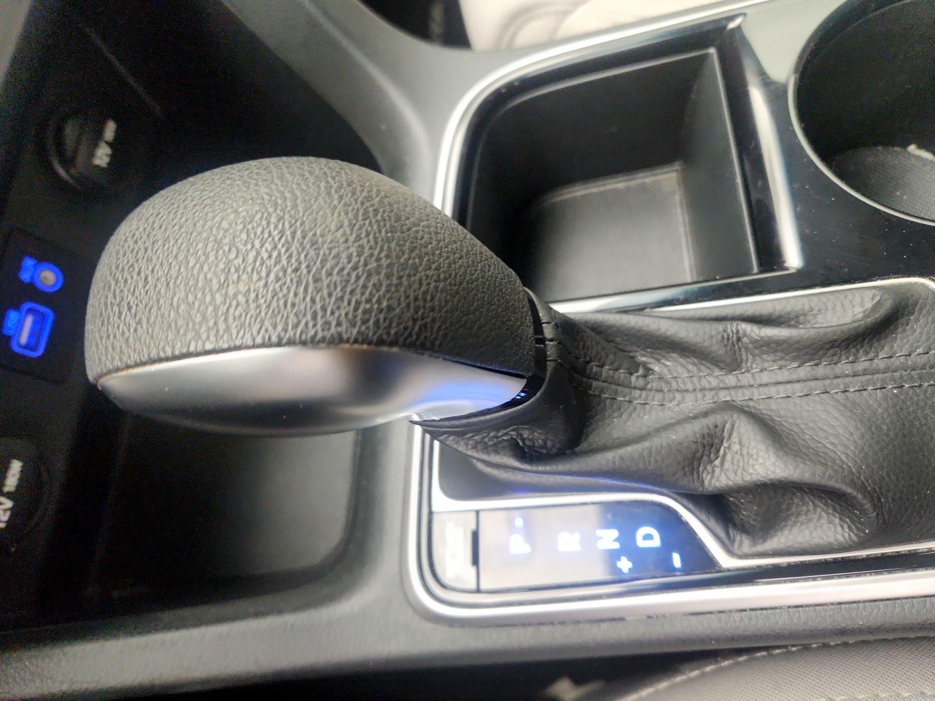 Thumbnail: 2019 Hyundai Sonata - 17
