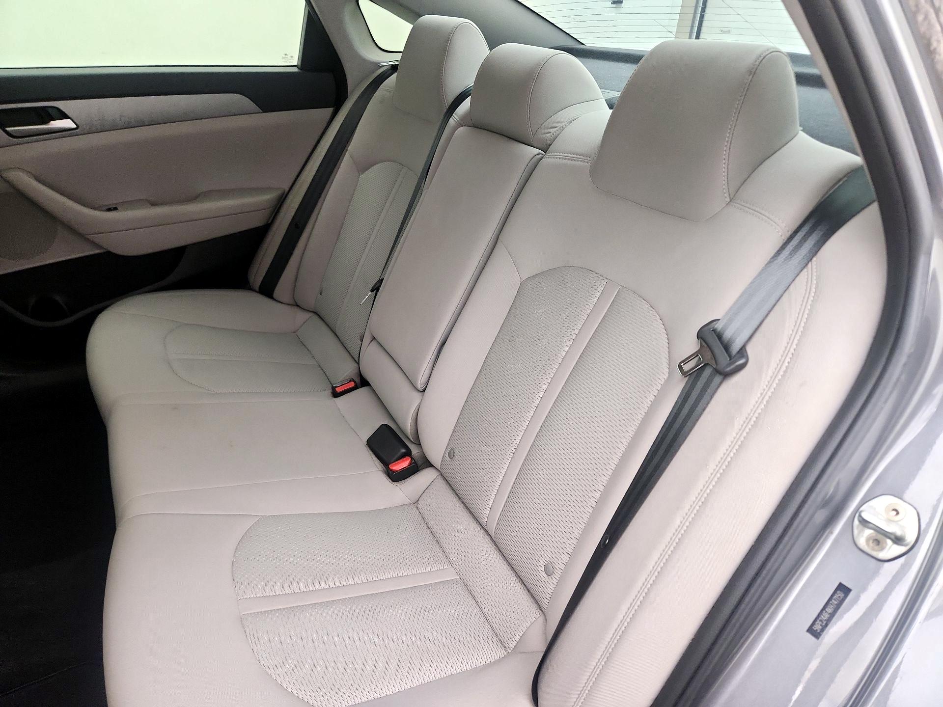 Thumbnail: 2019 Hyundai Sonata - 19