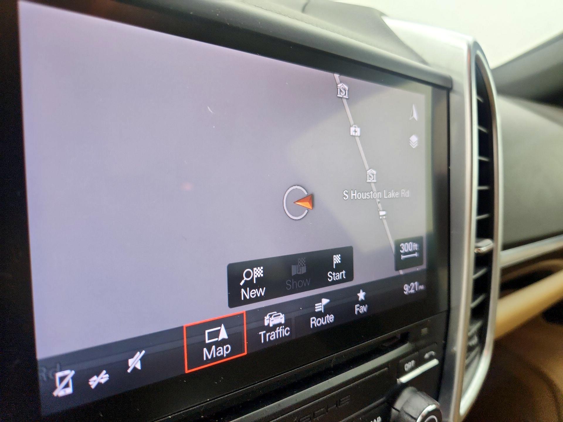 Thumbnail: 2017 Porsche Cayenne - 14