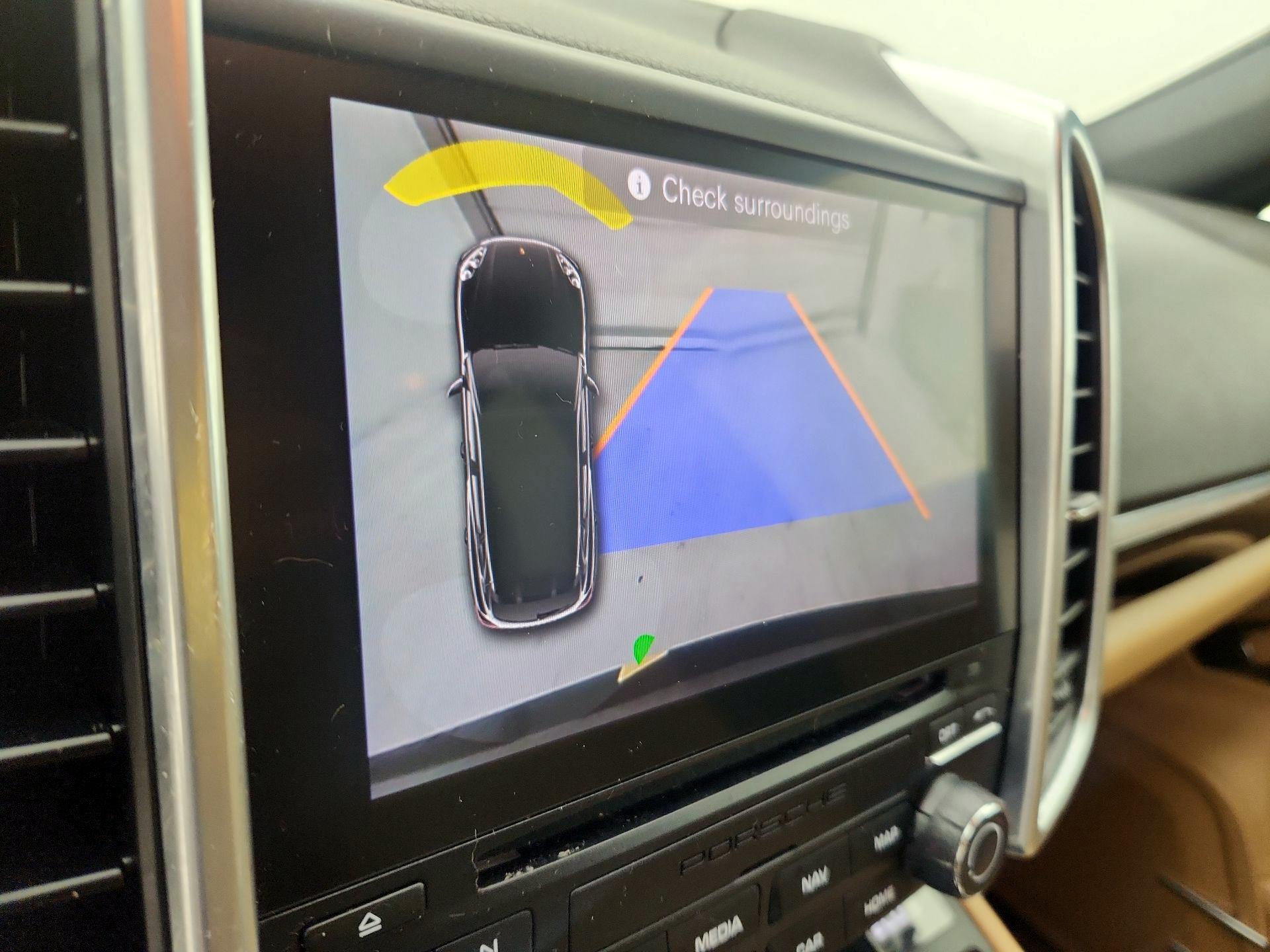 Thumbnail: 2017 Porsche Cayenne - 15