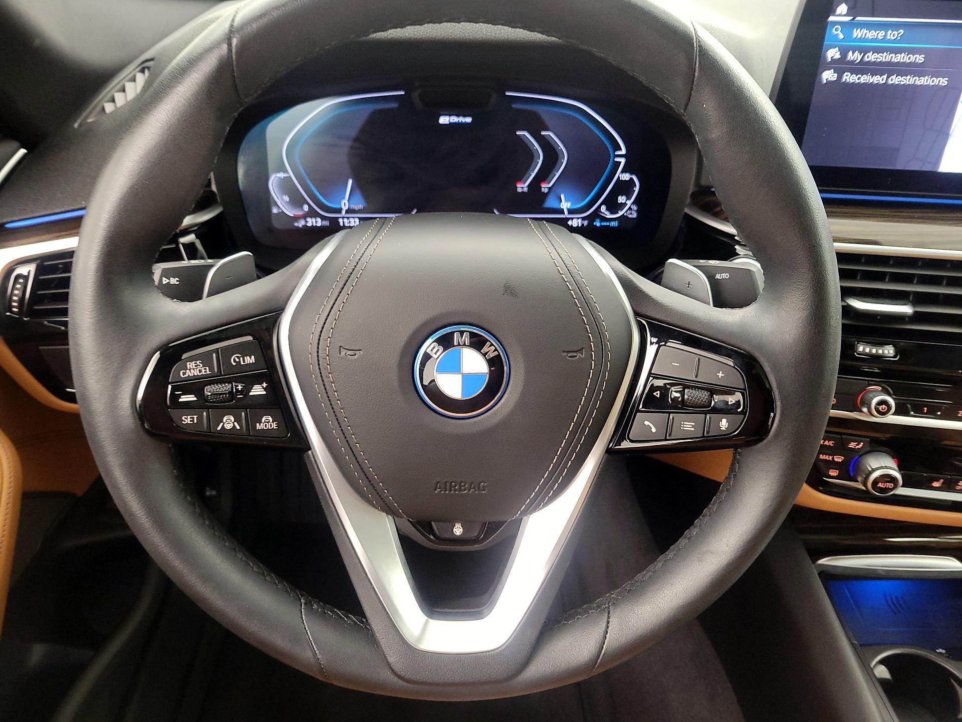 Thumbnail: 2022 BMW 5 Series - 10