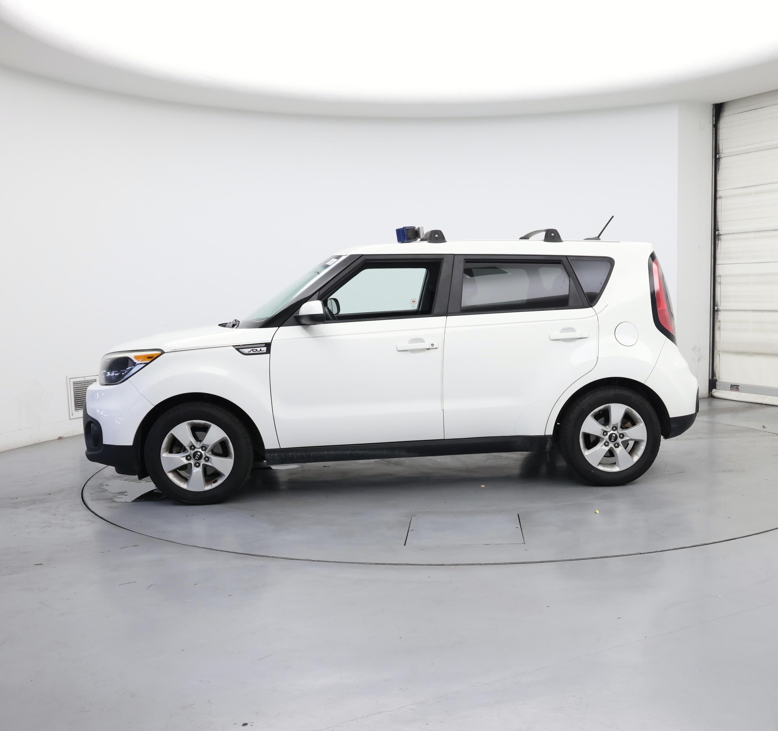 Thumbnail: 2019 Kia Soul - 3