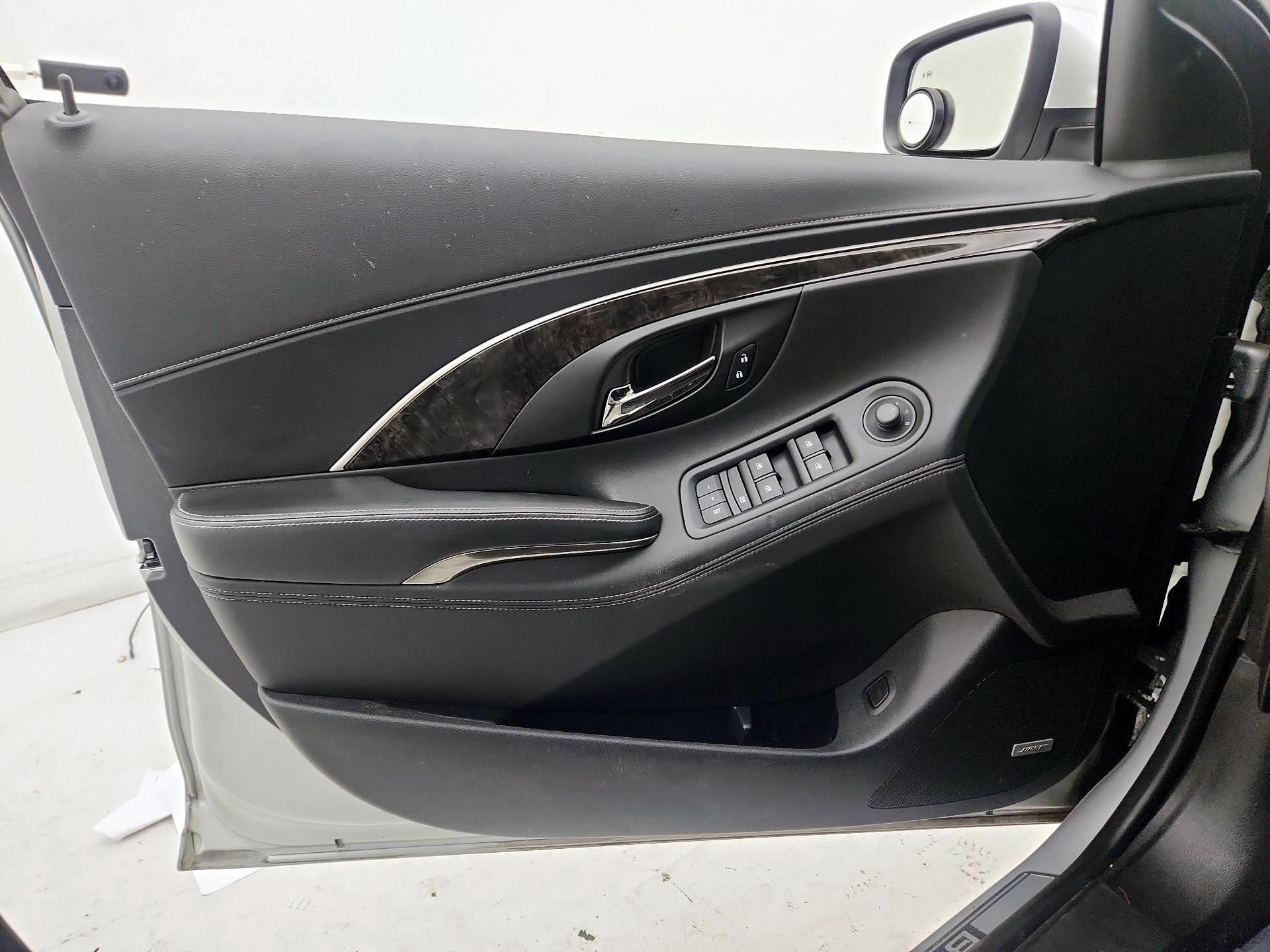 Thumbnail: 2016 Buick LaCrosse - 12