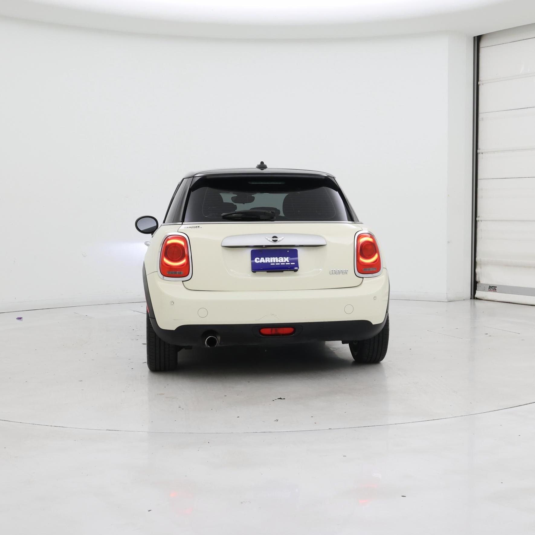 Thumbnail: 2015 MINI Cooper Hardtop - 6
