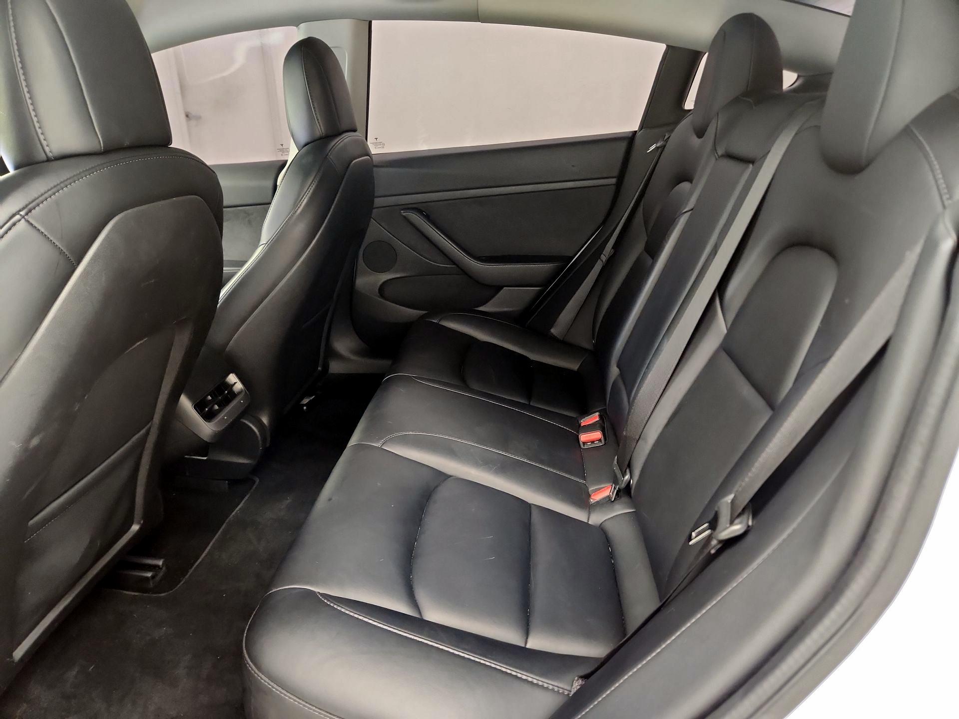 Thumbnail: 2021 Tesla Model 3 - 19