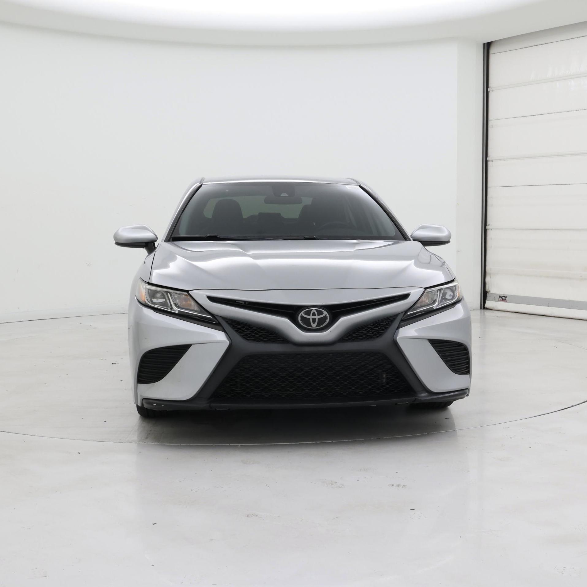 Thumbnail: 2019 Toyota Camry - 5