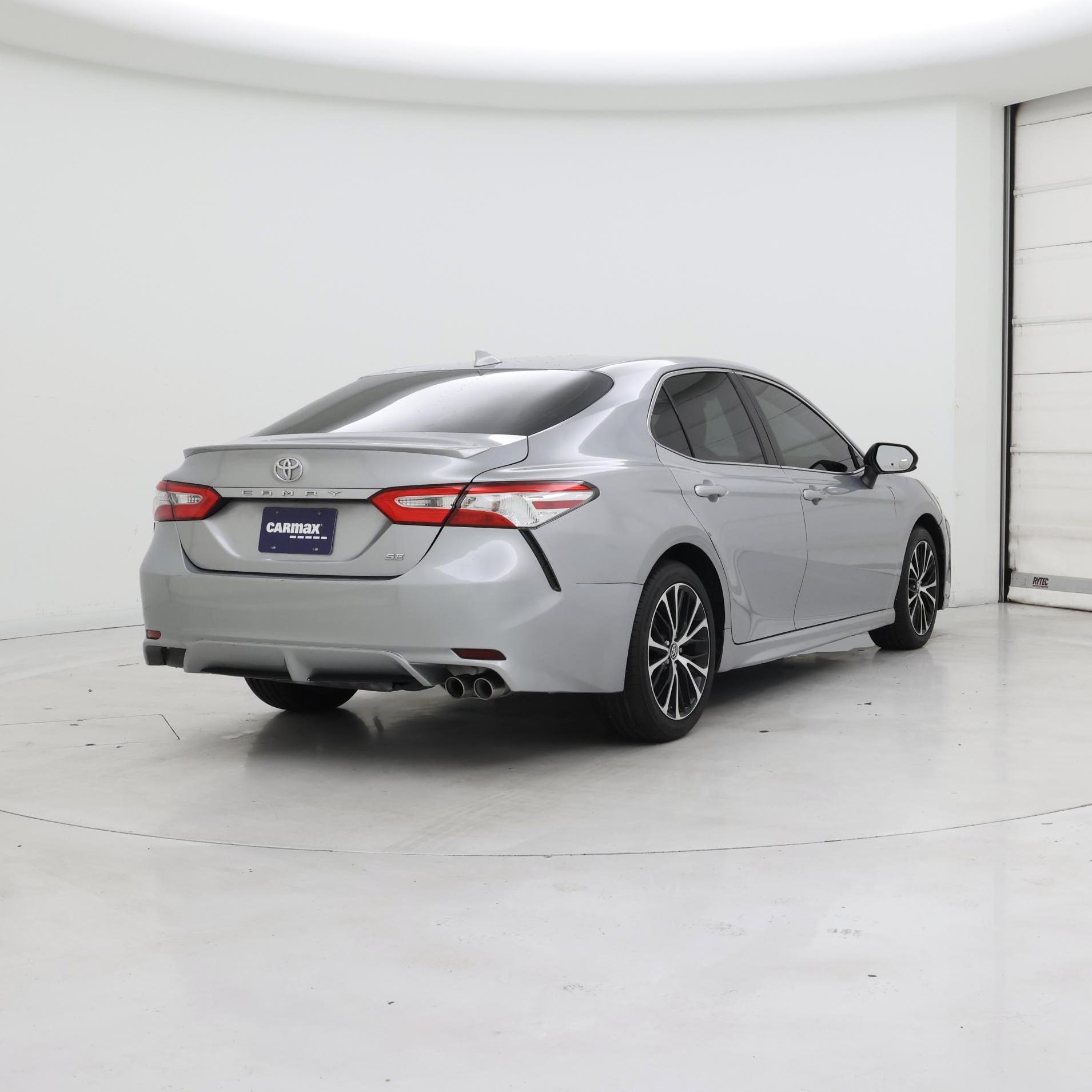 Thumbnail: 2019 Toyota Camry - 8