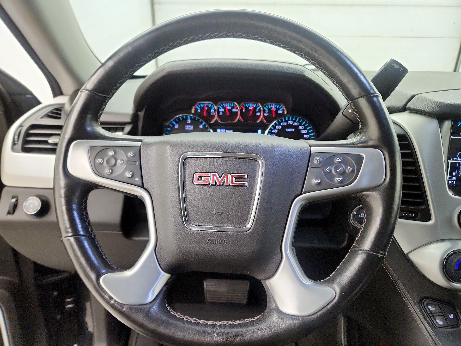 Thumbnail: 2017 GMC Yukon - 10