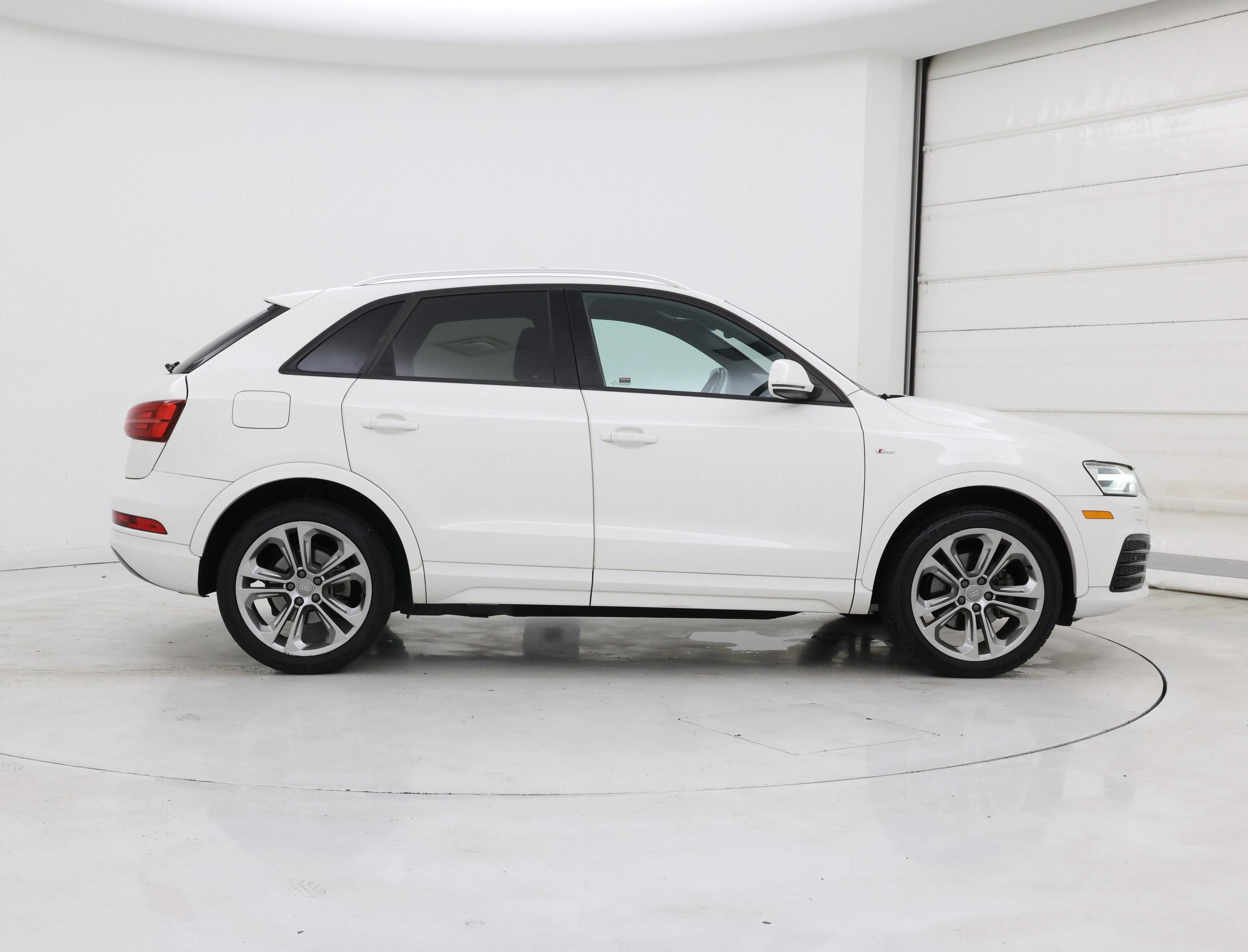 Thumbnail: 2018 Audi Q3 - 7