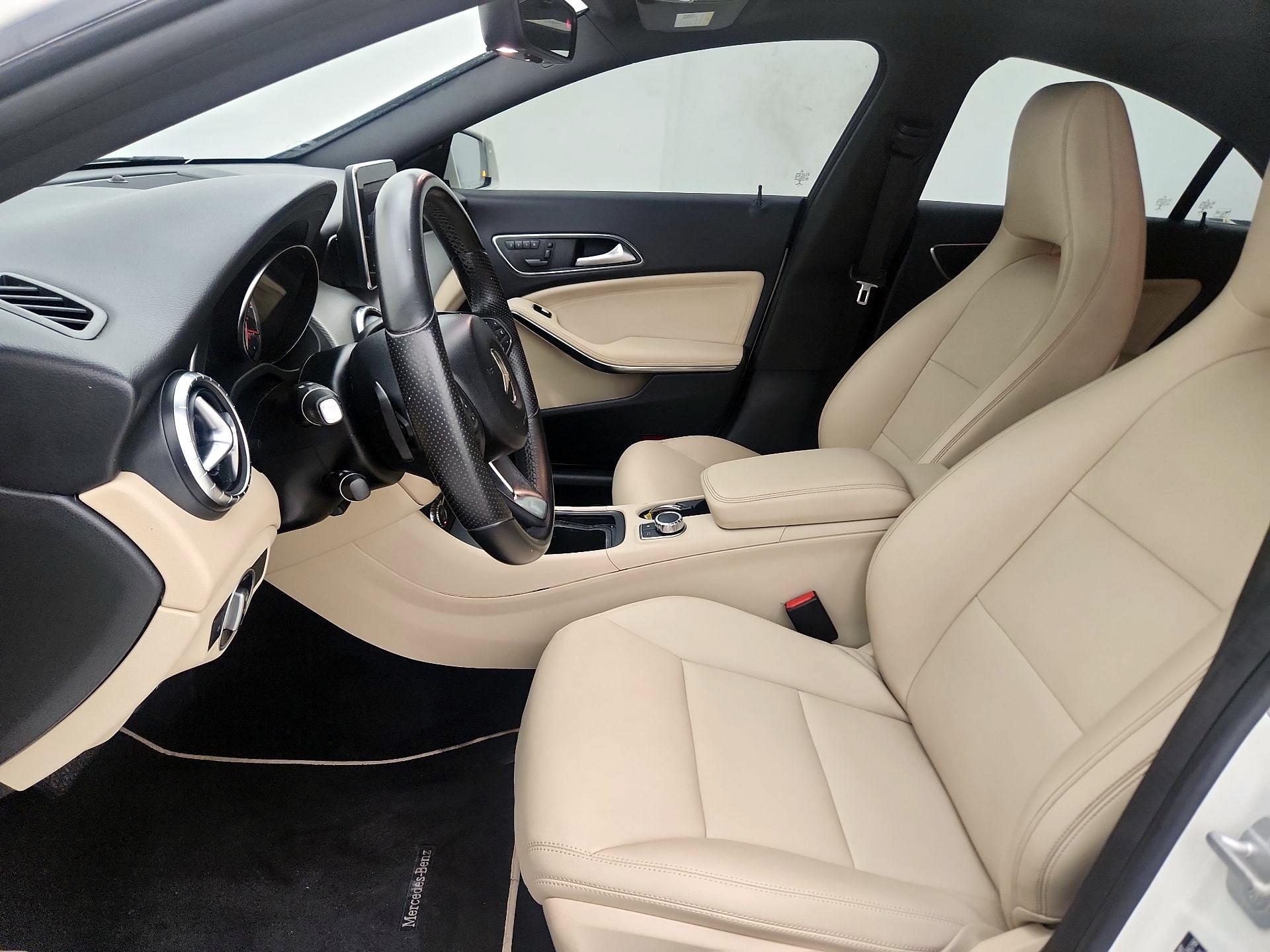 Thumbnail: 2015 Mercedes-Benz CLA - 11