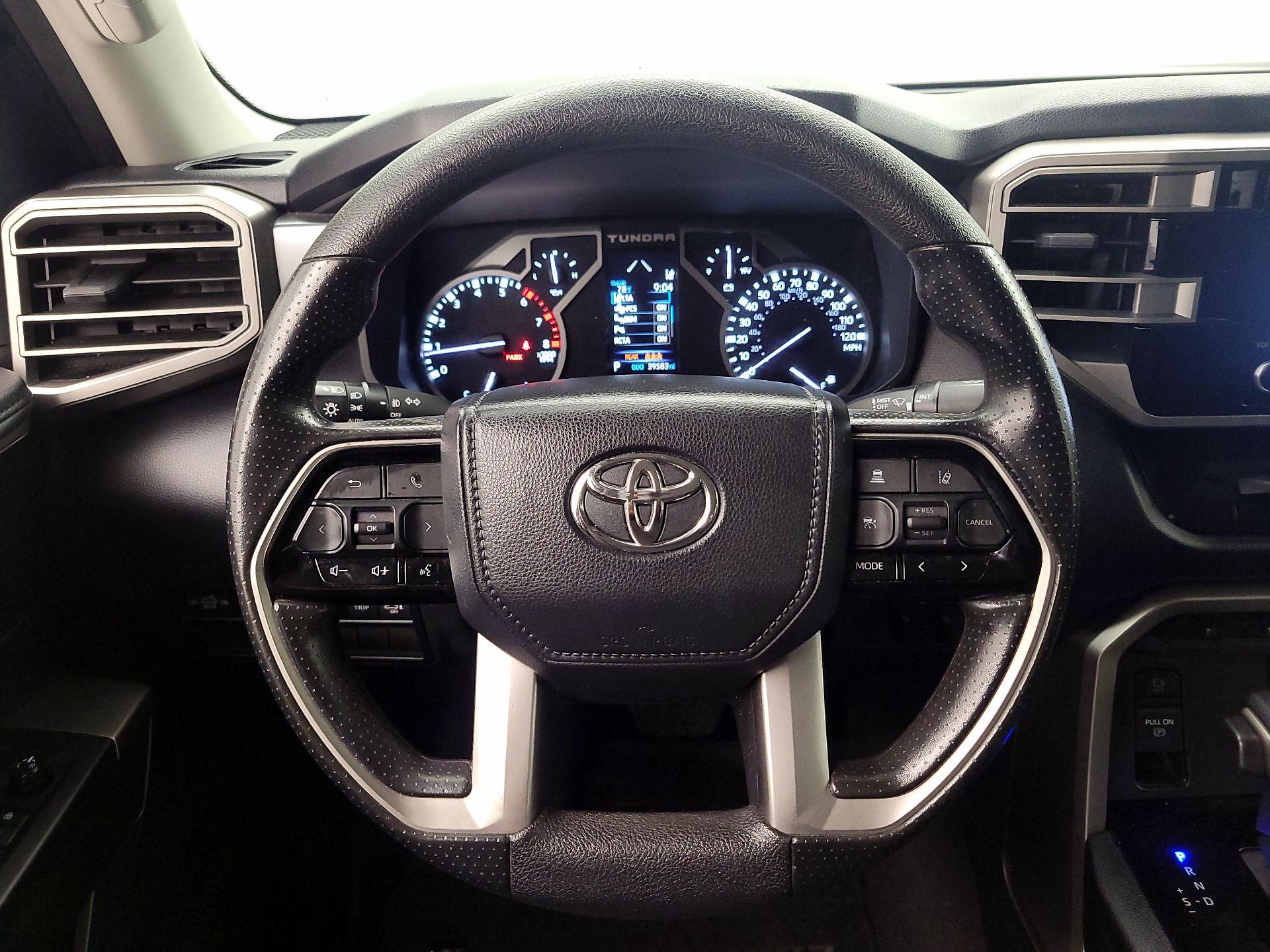 Thumbnail: 2022 Toyota Tundra - 10