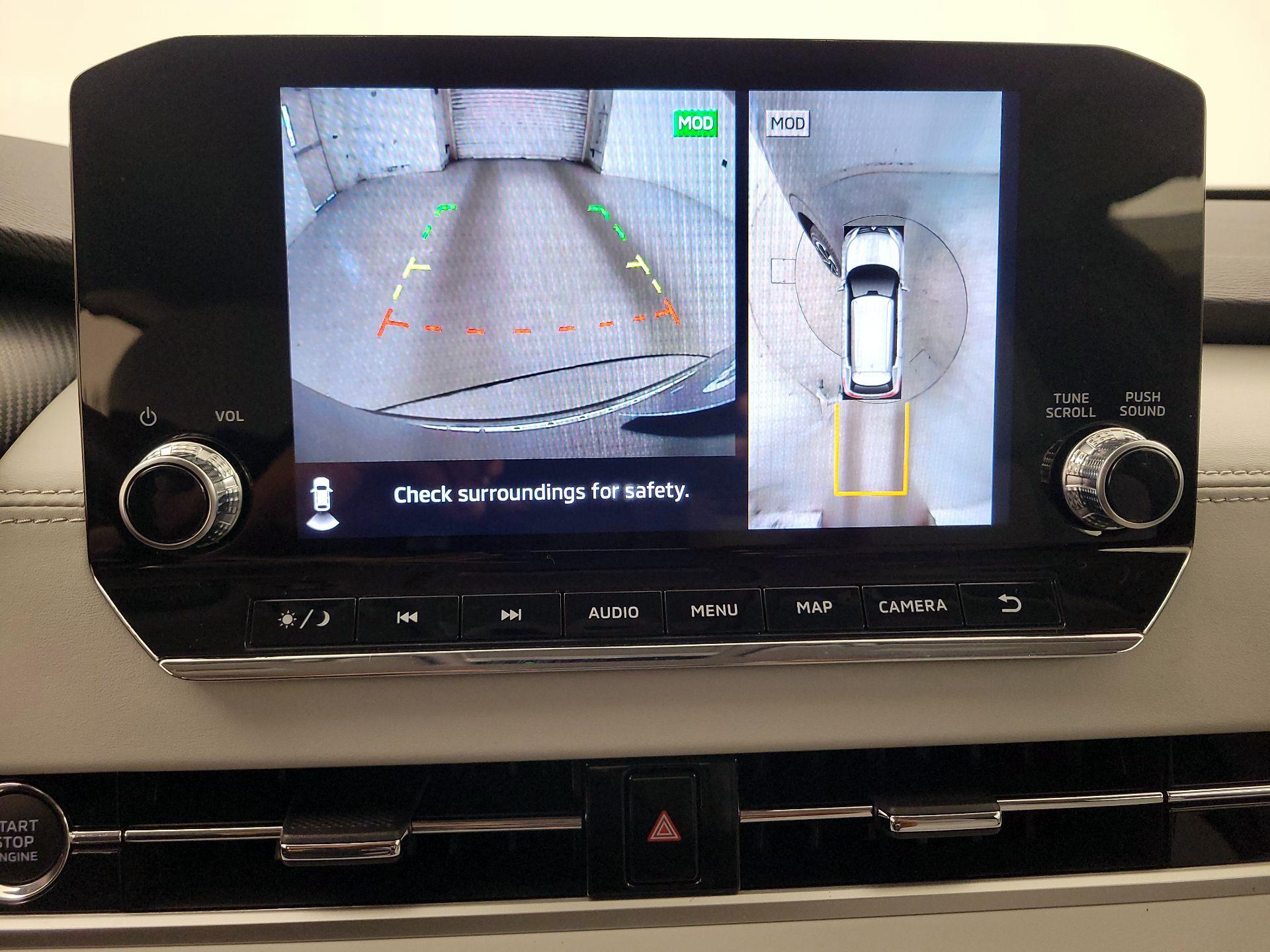 Thumbnail: 2024 Mitsubishi Outlander - 15