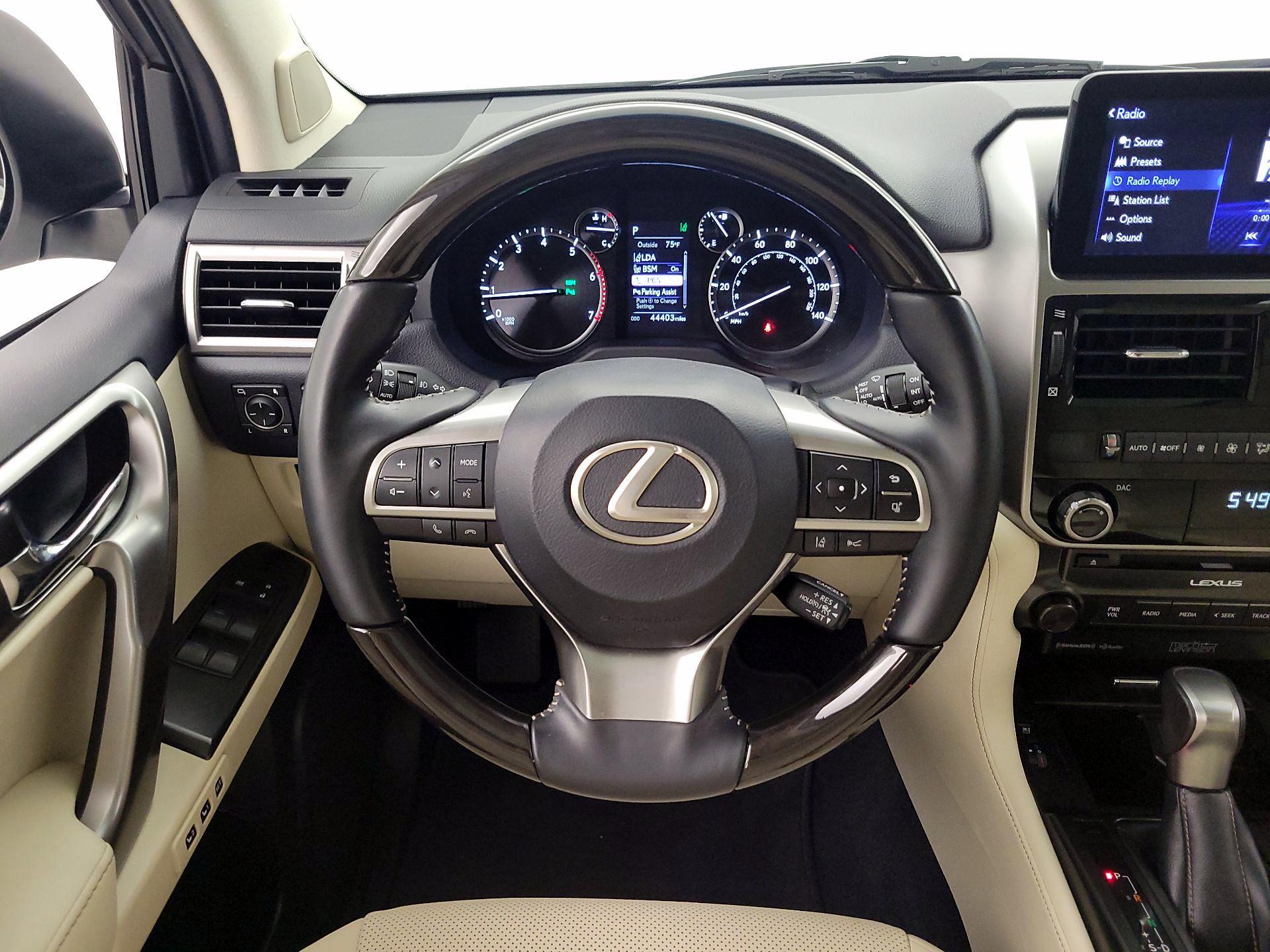 Thumbnail: 2022 Lexus GX - 10