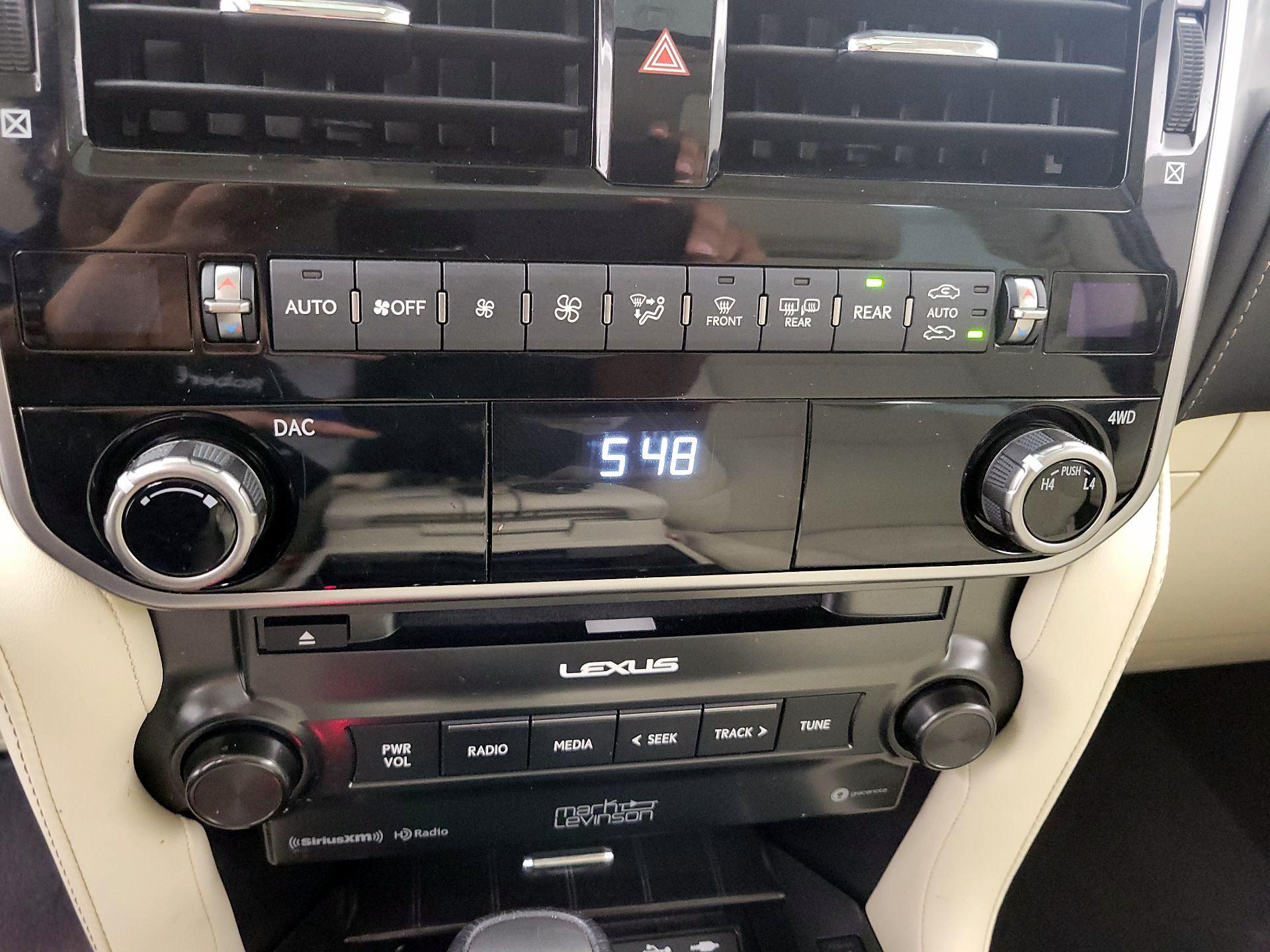 Thumbnail: 2022 Lexus GX - 16