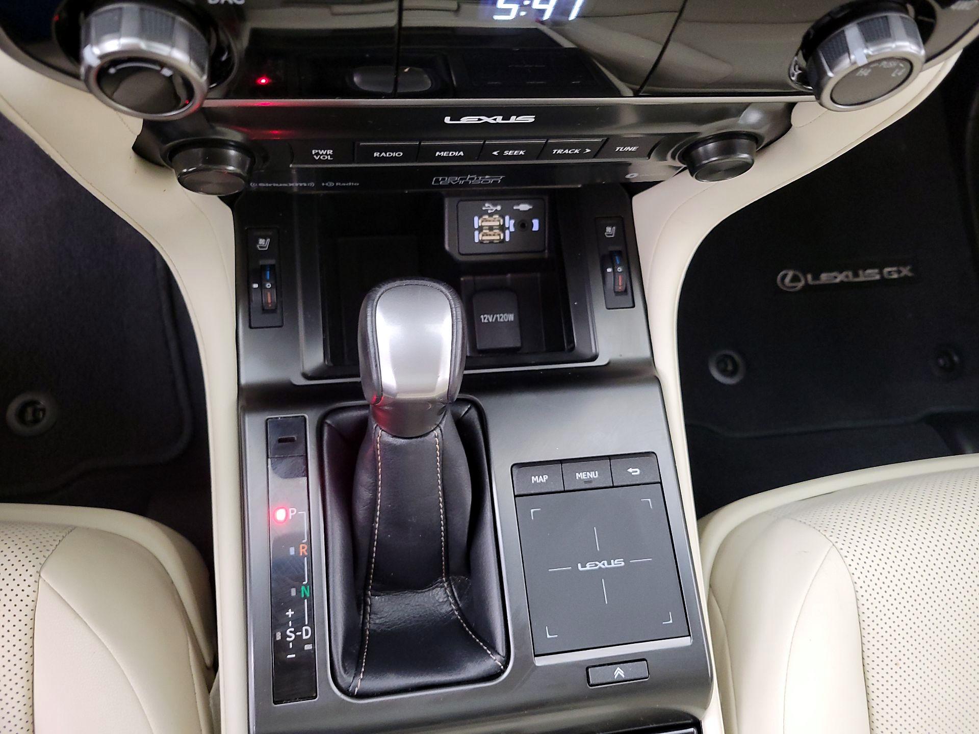 Thumbnail: 2022 Lexus GX - 17