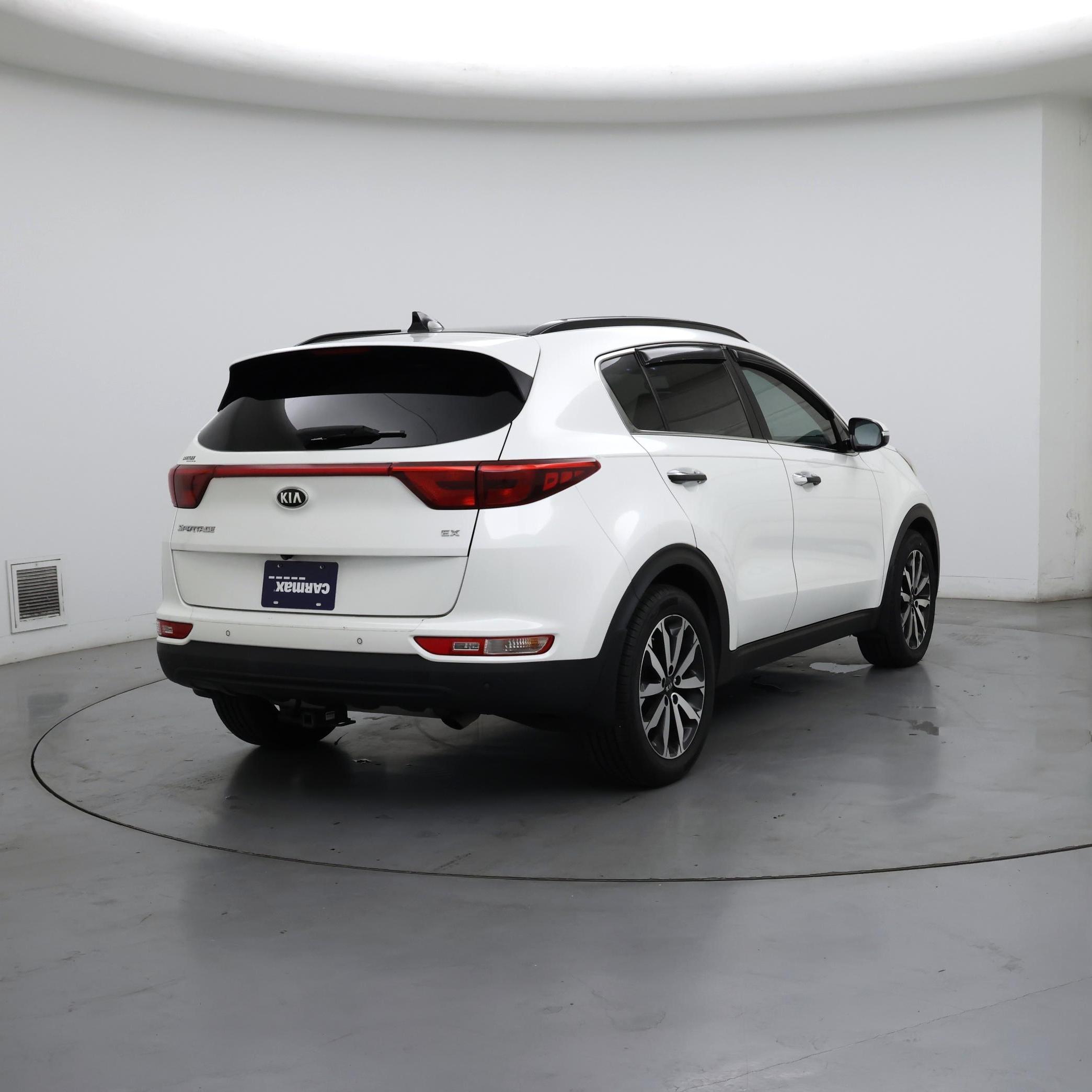Thumbnail: 2018 Kia Sportage - 8